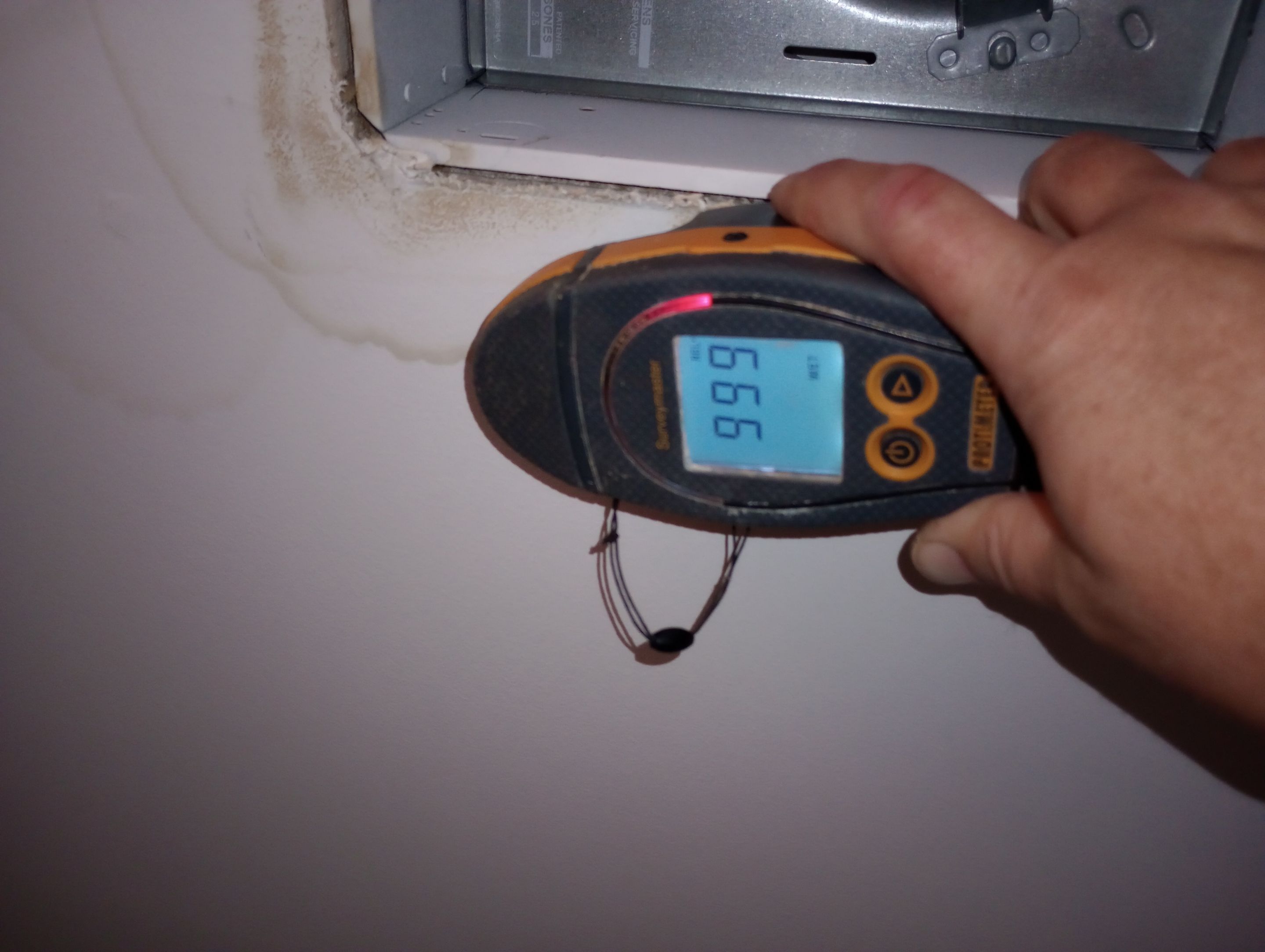 Water Damage Dryout in Bathroom Ceiling by ANR Restoration