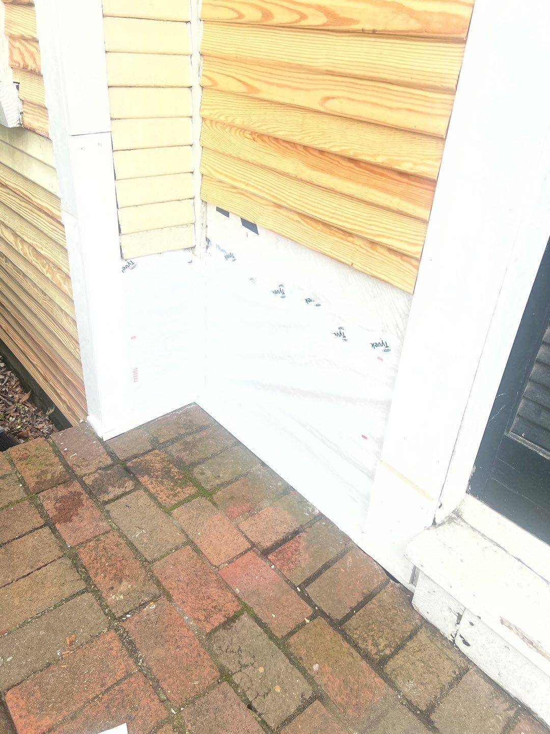 Alexandria: Siding Replacement with Solid Pine Wood Lap Siding by RM Banning, Inc.