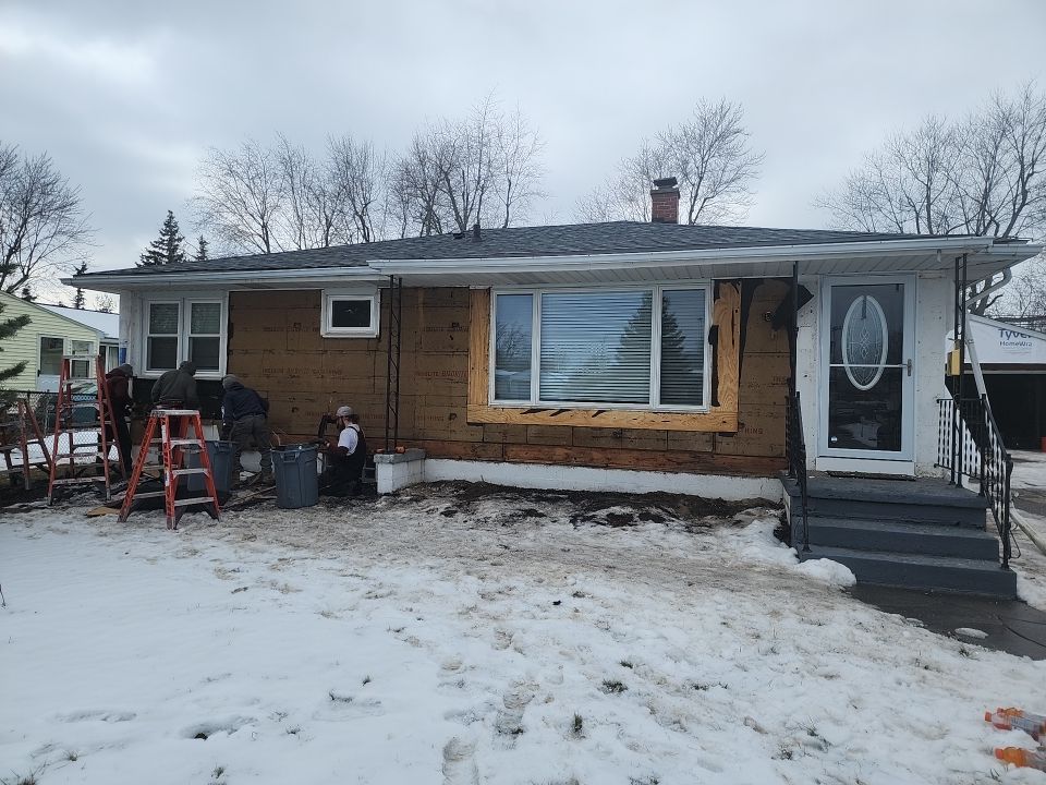 Exterior Siding and Window Replacement by Ivy Lea Construction