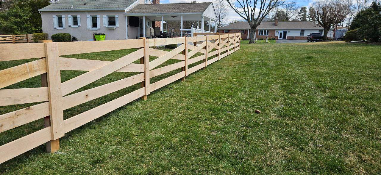 5 Board Cross Buck by Kingdom Fence & Supply