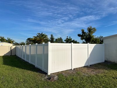Vinyl Fence Installation using Vinyl Privacy Fence