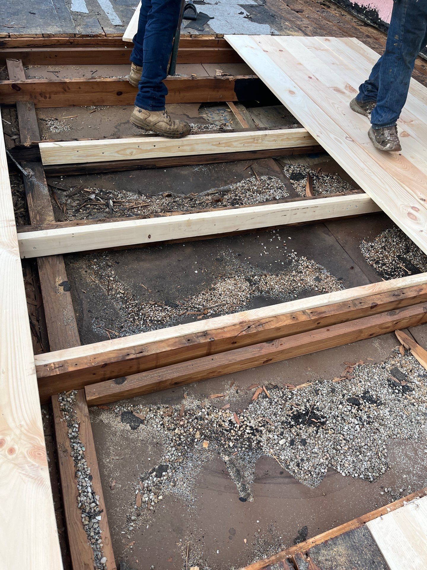Project in St. Petersburg 33711 by Mitchell Roofing Company LLC 