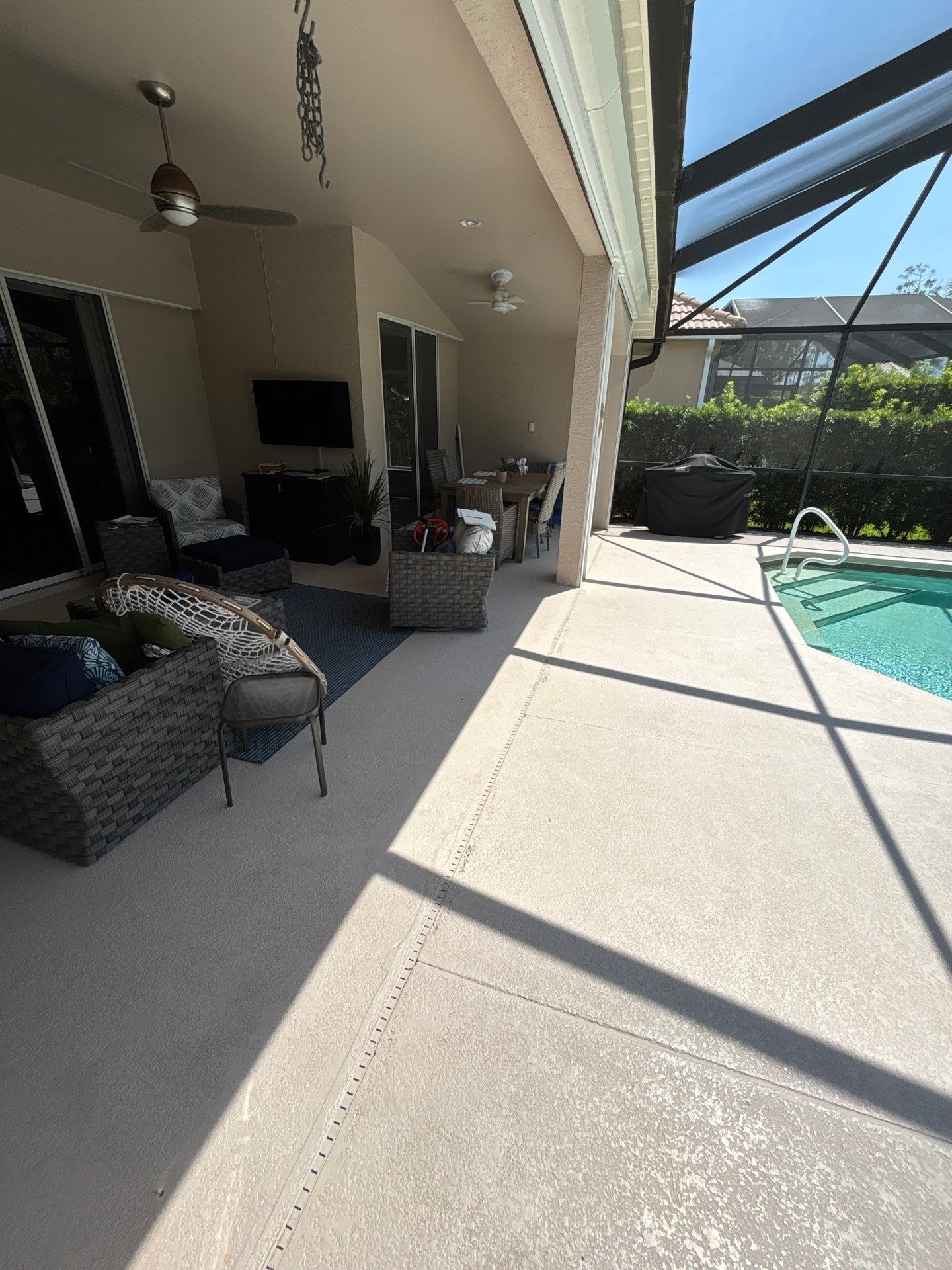 Porcelain Pool Deck - Colonial Country Club by Old Town Pavers Llc
