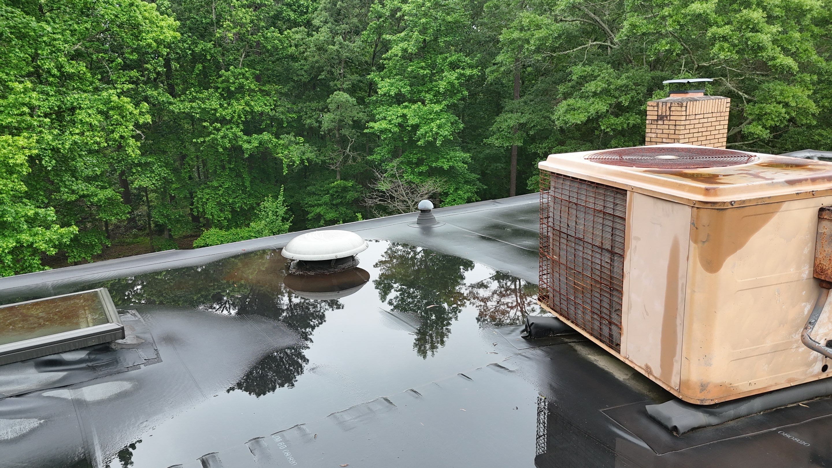 Commercial Flat Top Roof by Roof Bullies