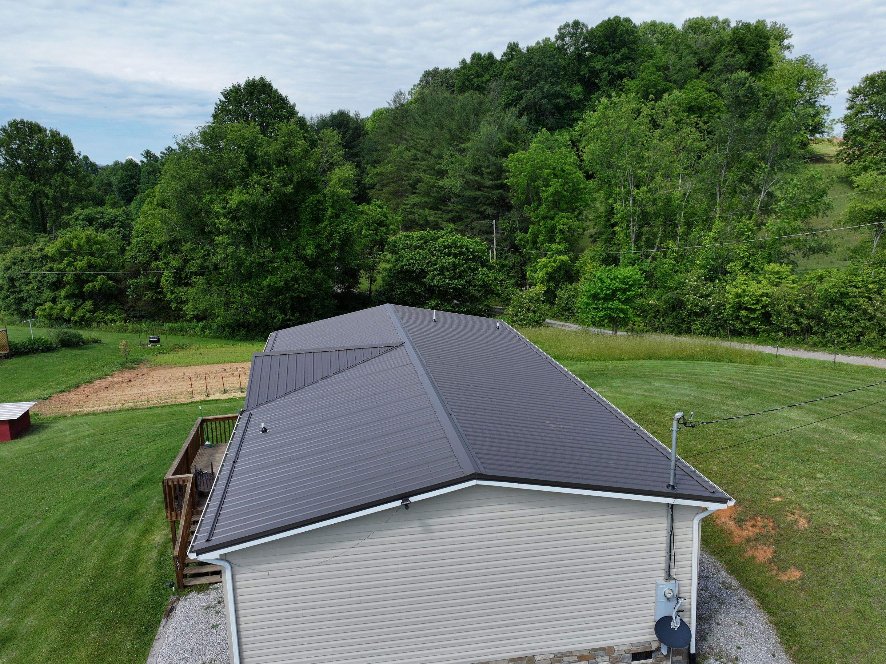 Williams Residence by Omnia Roofing