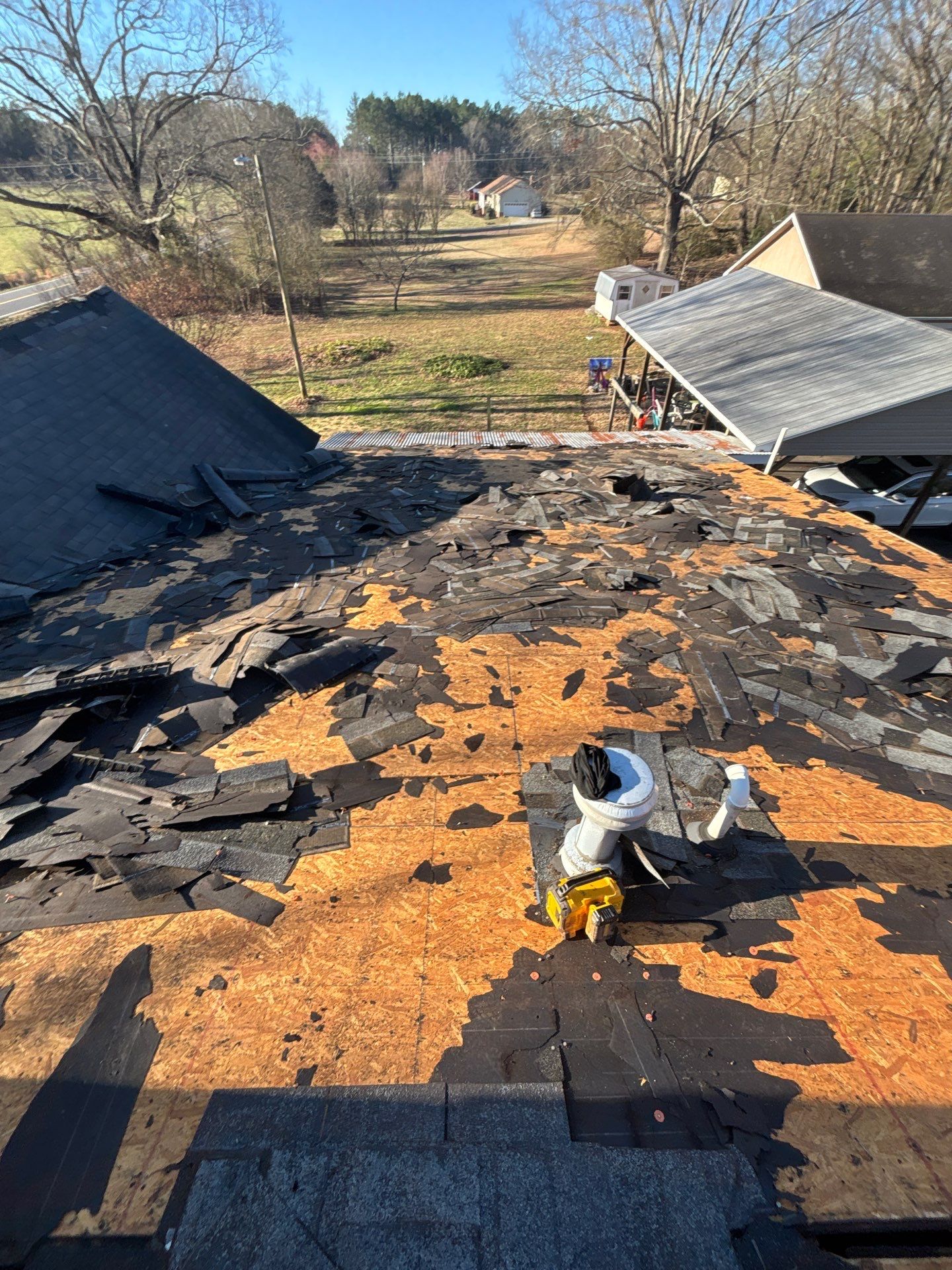 Landmark Asphalt Shingle Roof Replacement and Decking Repair in Belton by Roofers LLC