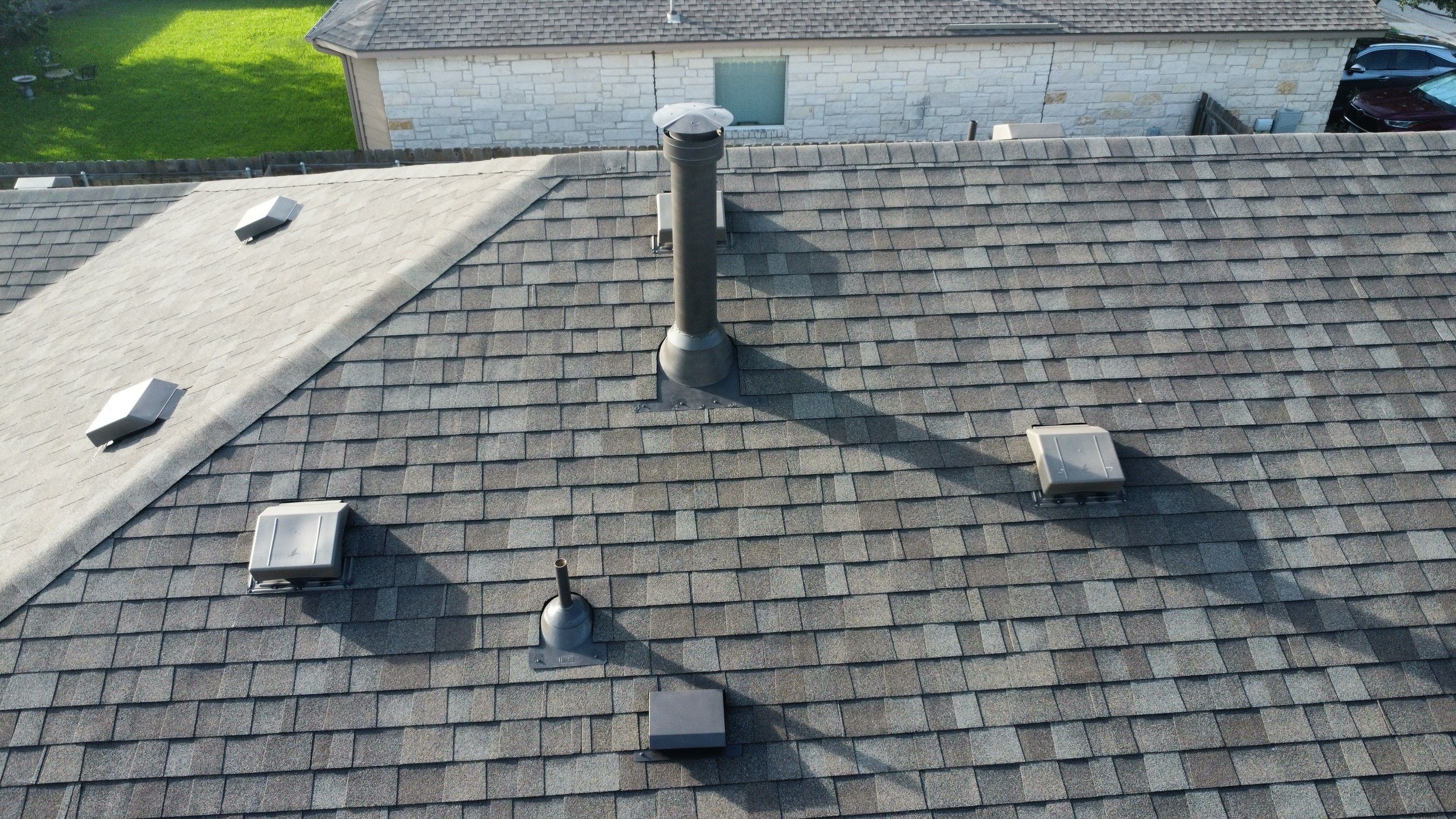 Residential Roofing Installation using Owens Corning Oakridge by Kstylez Roofing & Construction