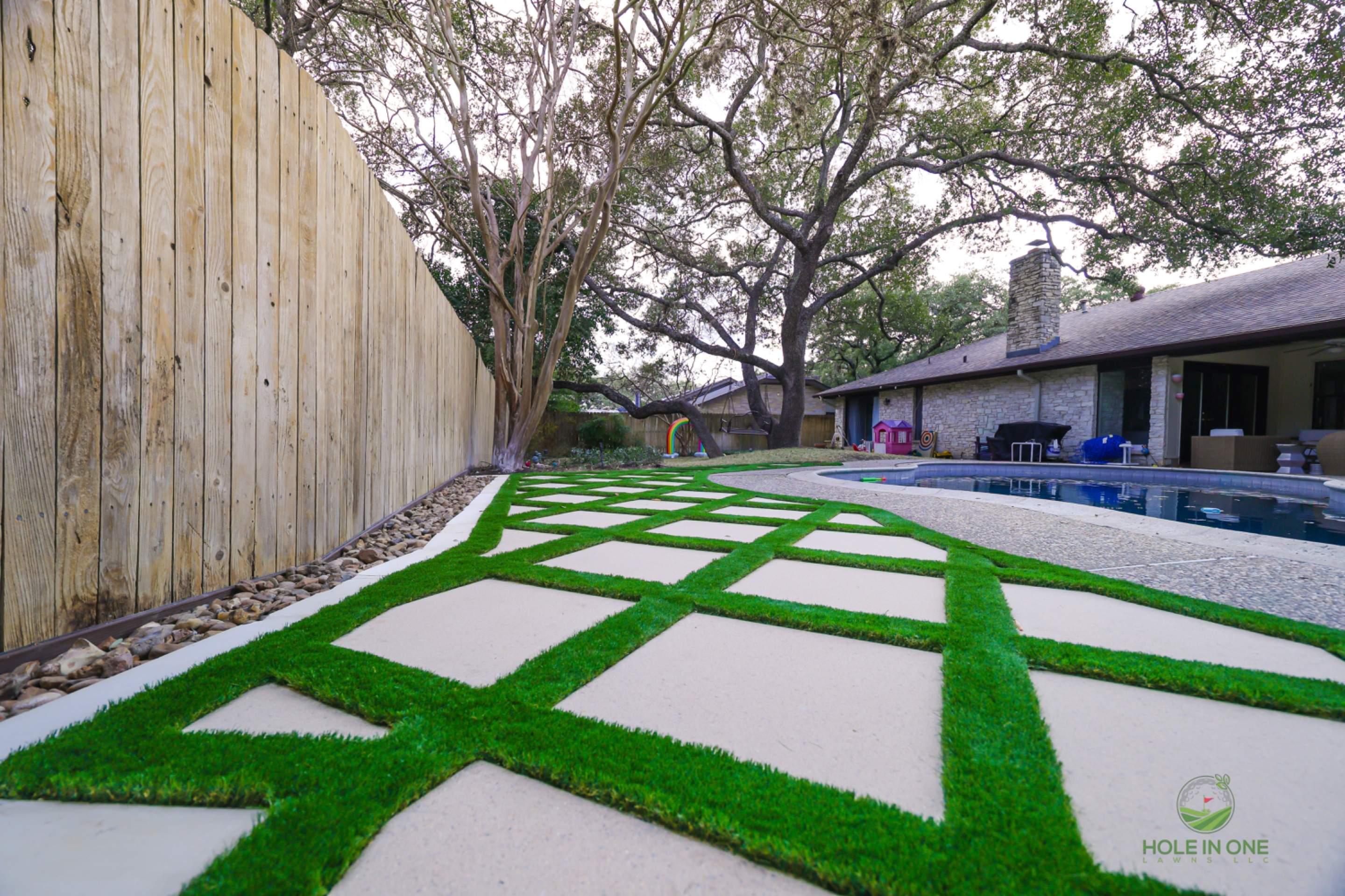 Hunters Creek, San Antonio Tx. by Hole In One Lawns, LLC