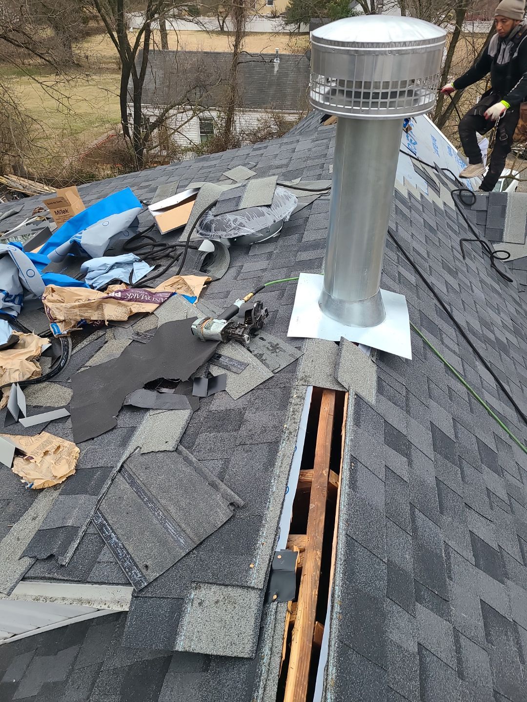 Alexandria: Residential Roof Replacement with CertainTeed Landmark Pro in Max Def Moire Black by RM Banning, Inc.