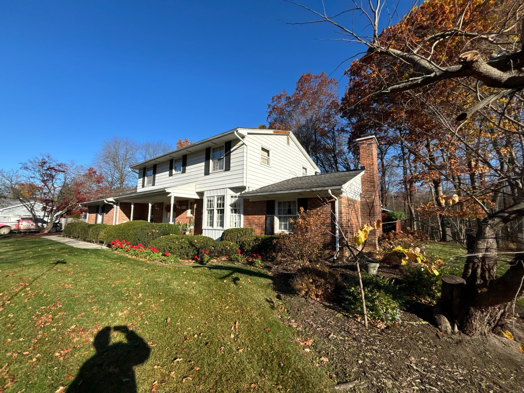 Roof Replacement using Owens Corning Onyx Black by 180 Contractors