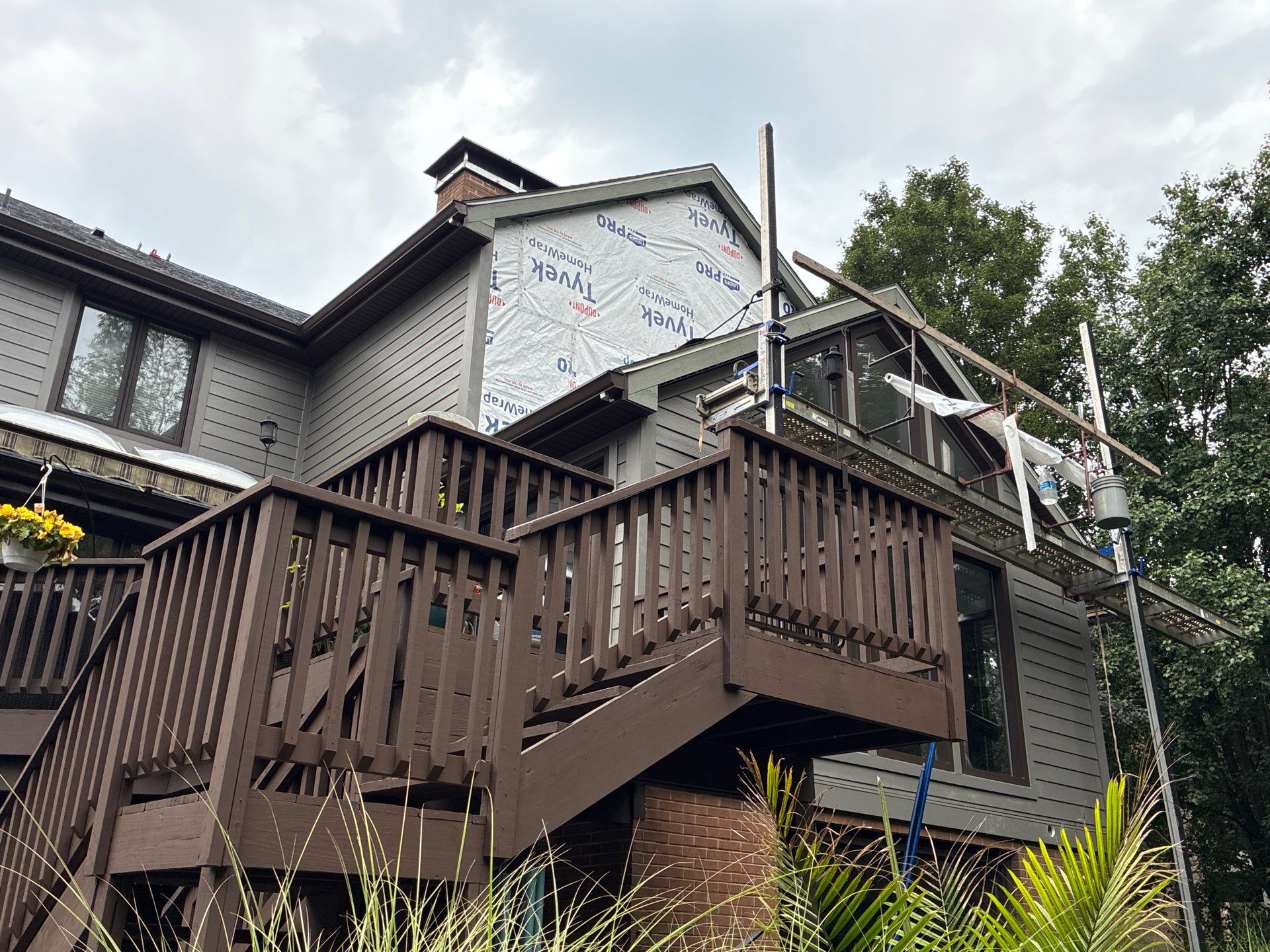 James Hardie Lap & Board and Batten in Aged Pewter at Allison Park by Ideal Siding Pittsburgh