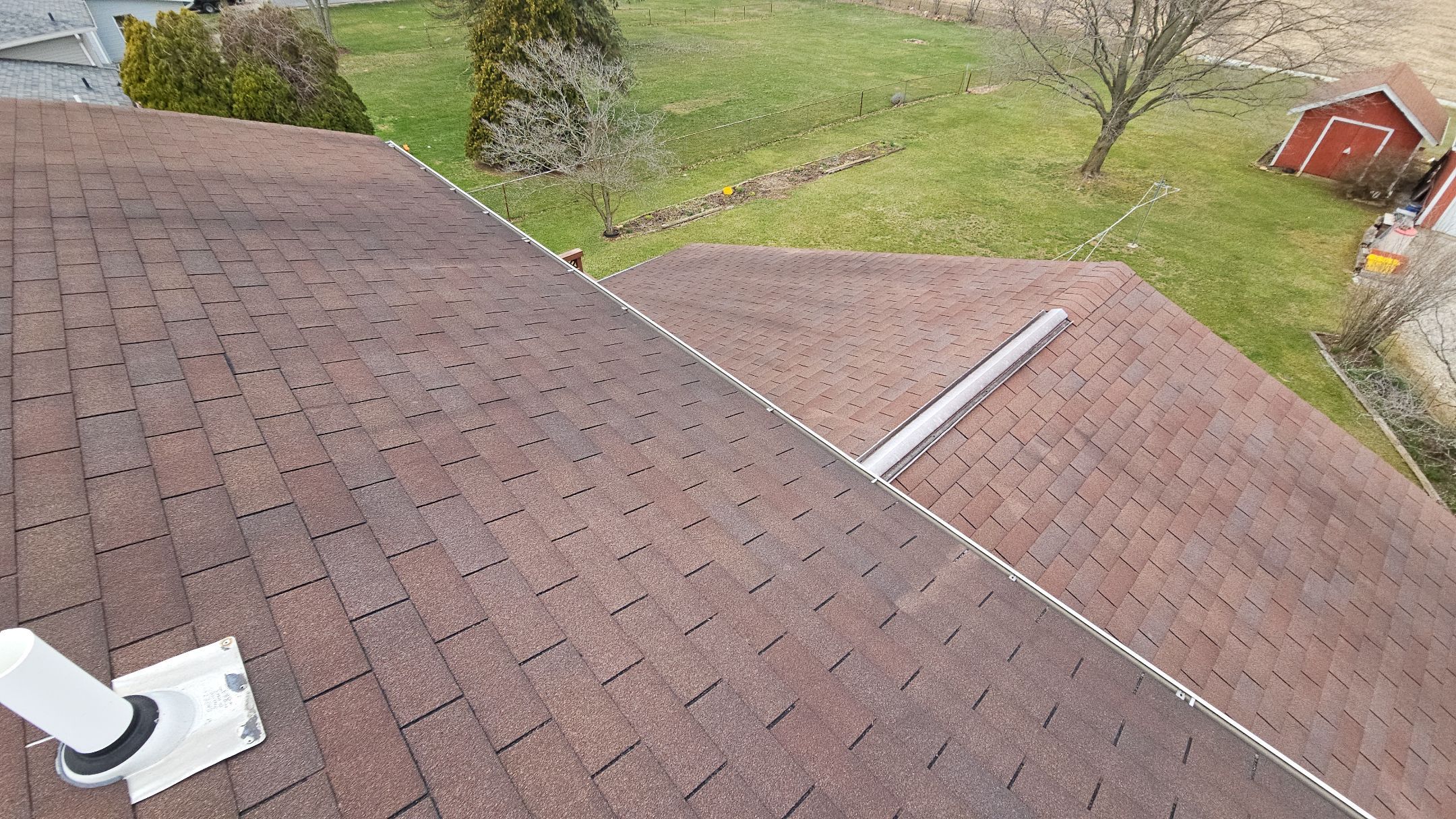 ATLAS PINNACLE COLOR: HEATHER by Eagle Eye Roofing