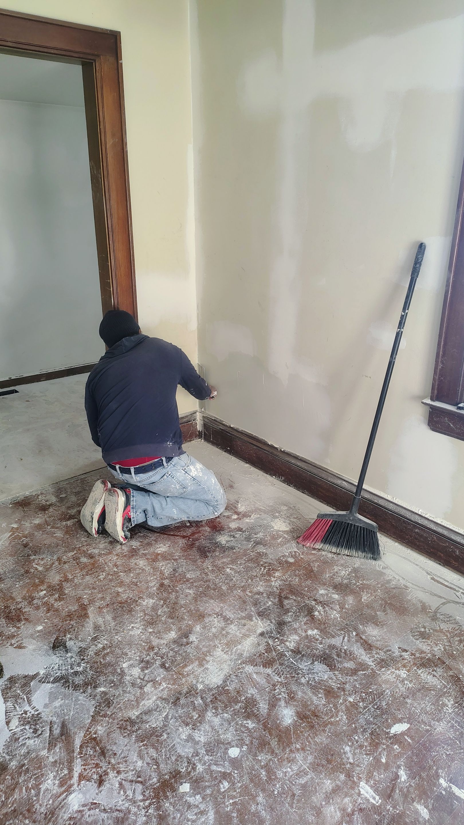 Complete Residential Interior Renovation and Exterior Roof Replacement in Dunbar by MAJO