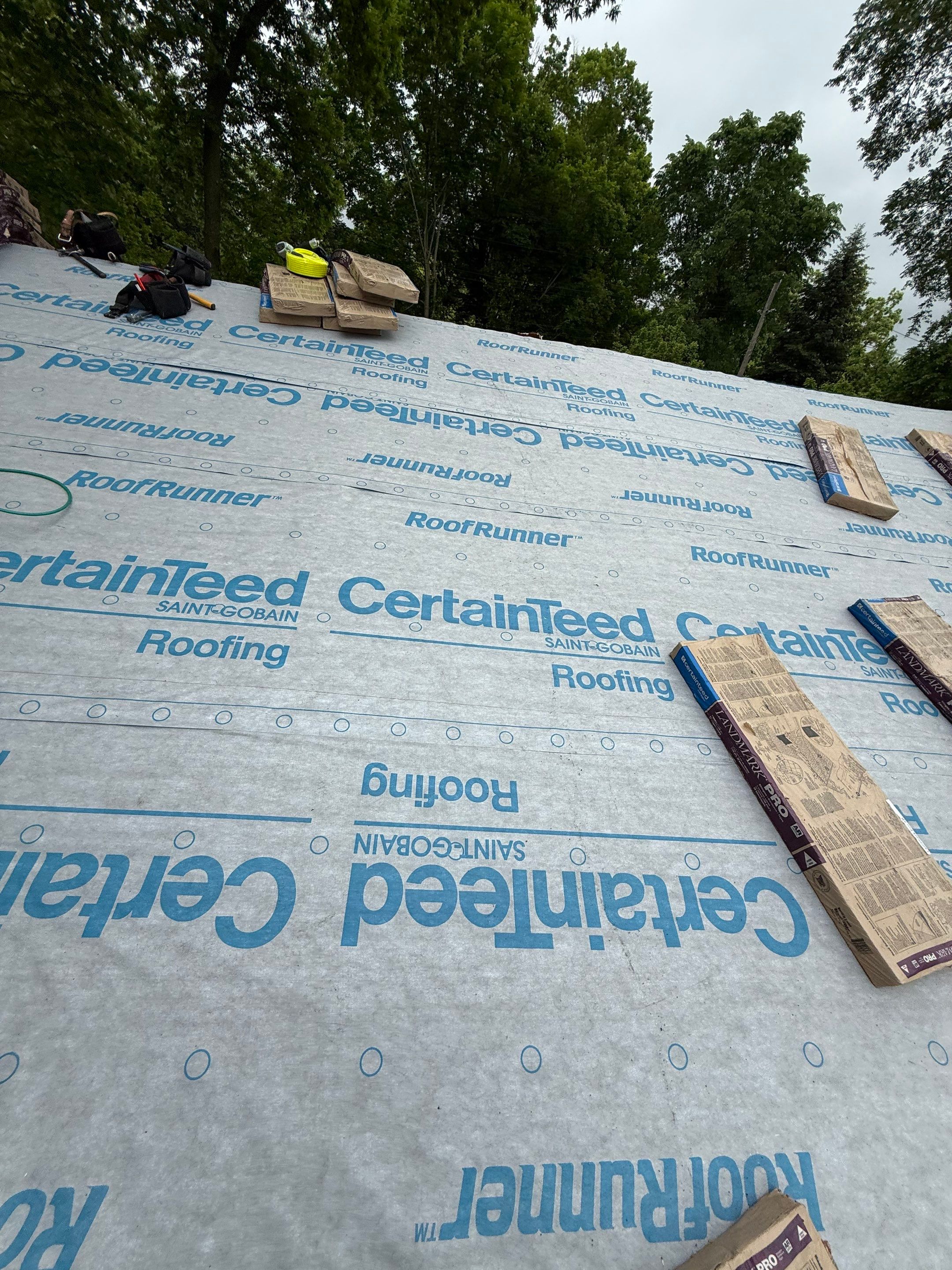 Project by Eave Roofing by Eave Roofing