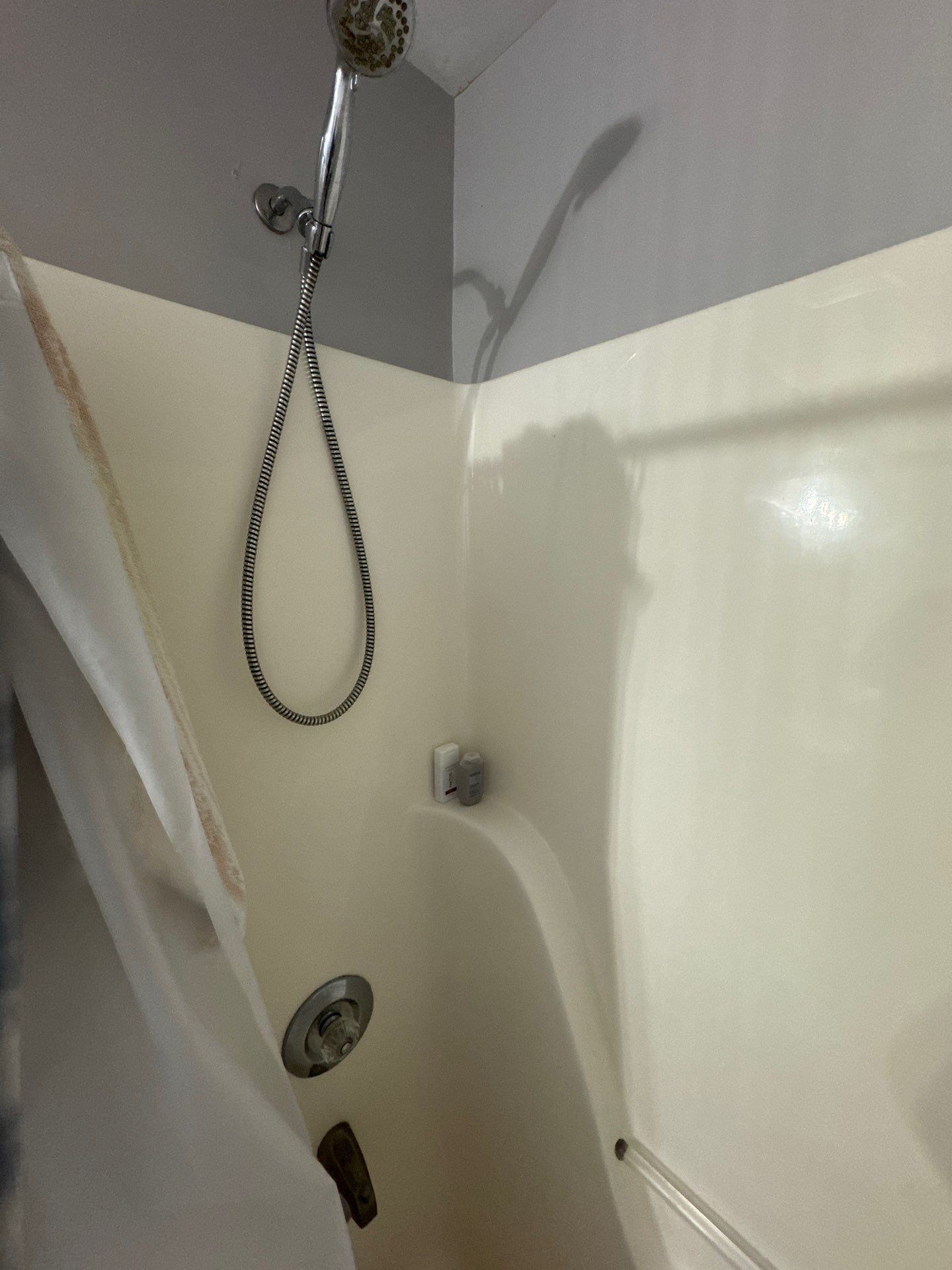 Tub to walk-in shower conversion by Prudencio