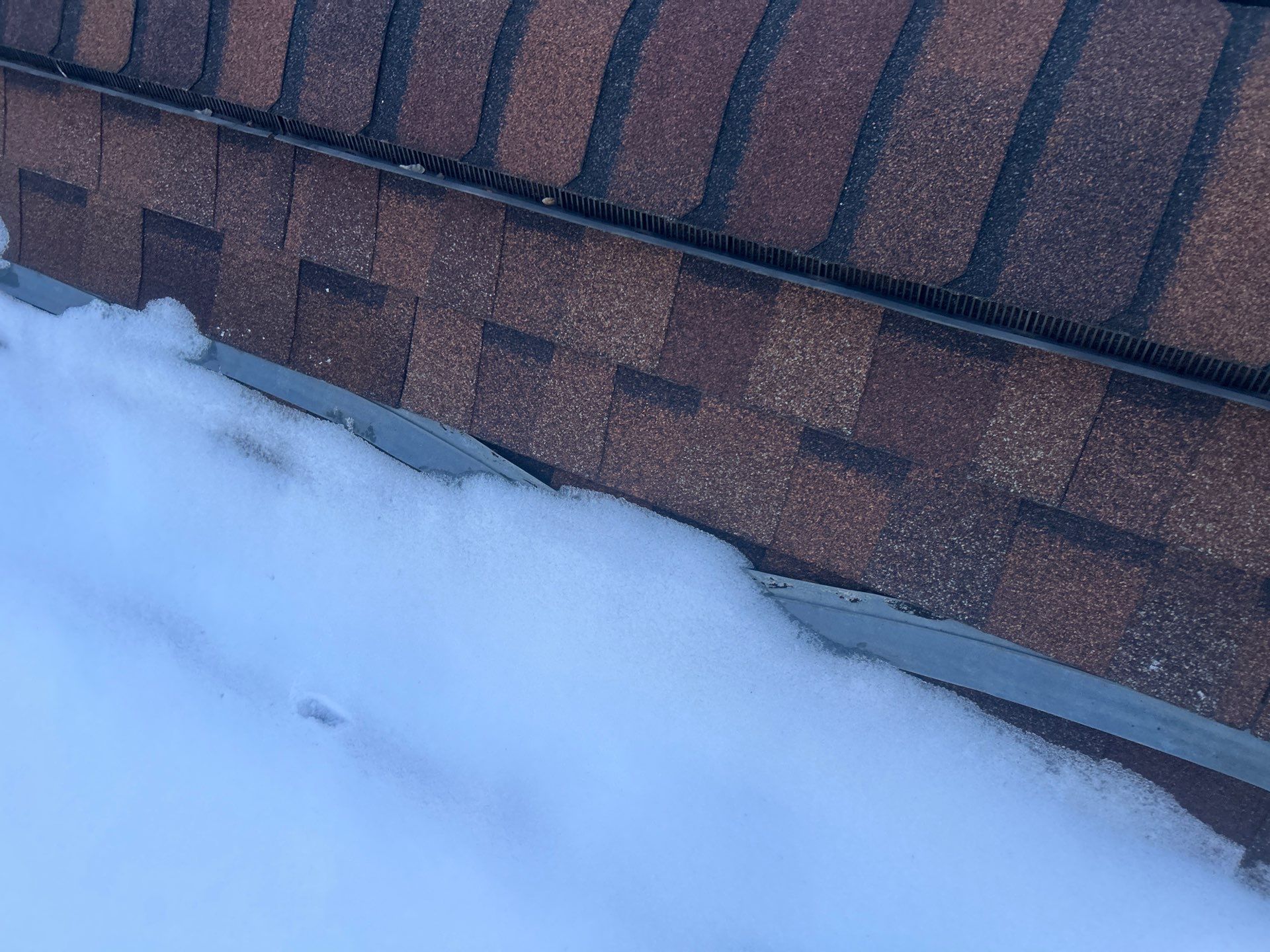 Ice Dam Removal & Snow Removal in Woburn, MA by Mighty Dog Roofing of Greater Middlesex County