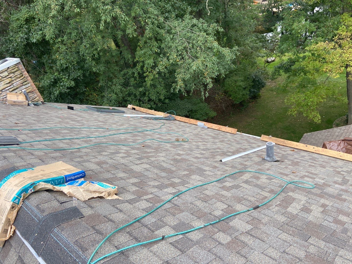 Roof Replacement using CertainTeed Landmark by 180 Contractors