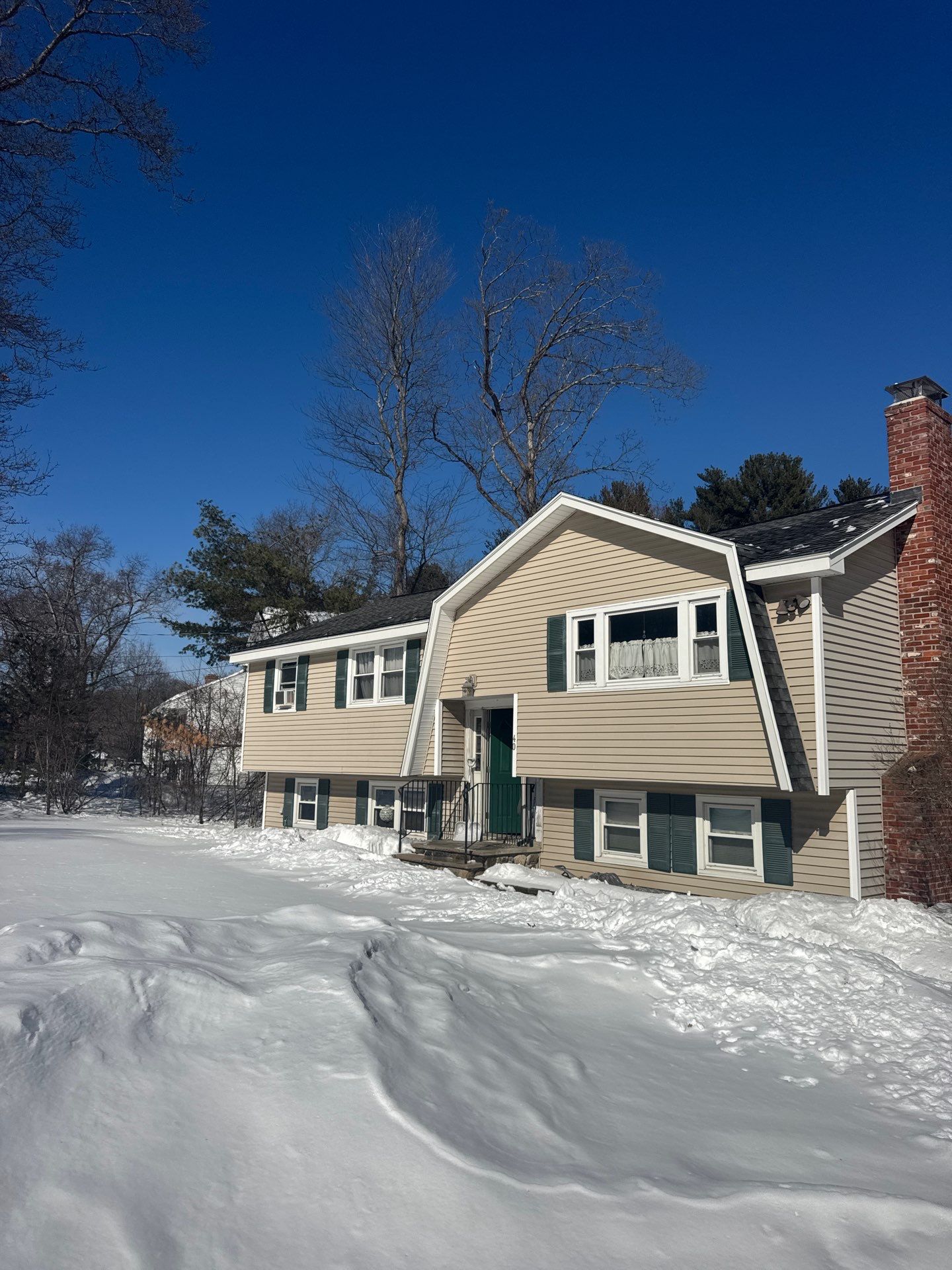 Ice Dam Removal & Snow Removal in Tewksbury, MA by Mighty Dog Roofing of Greater Middlesex County