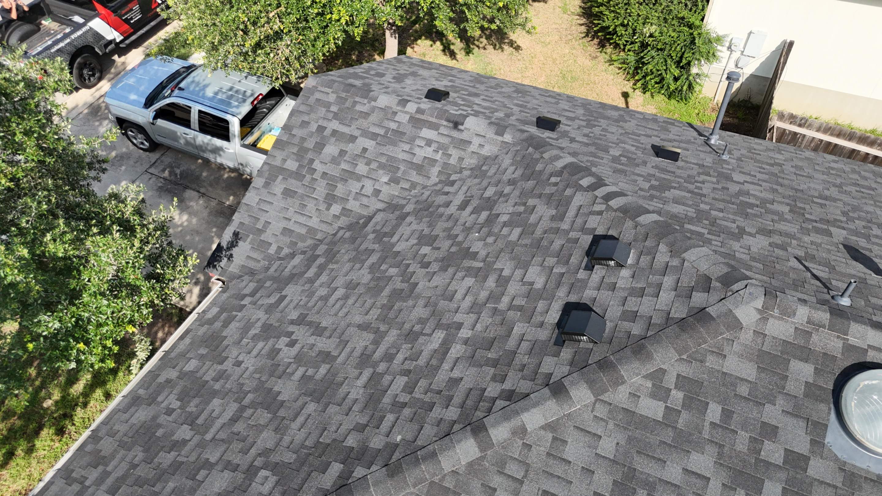 Brilliant Black - Malarkey Highlander by RoofsOnly.com