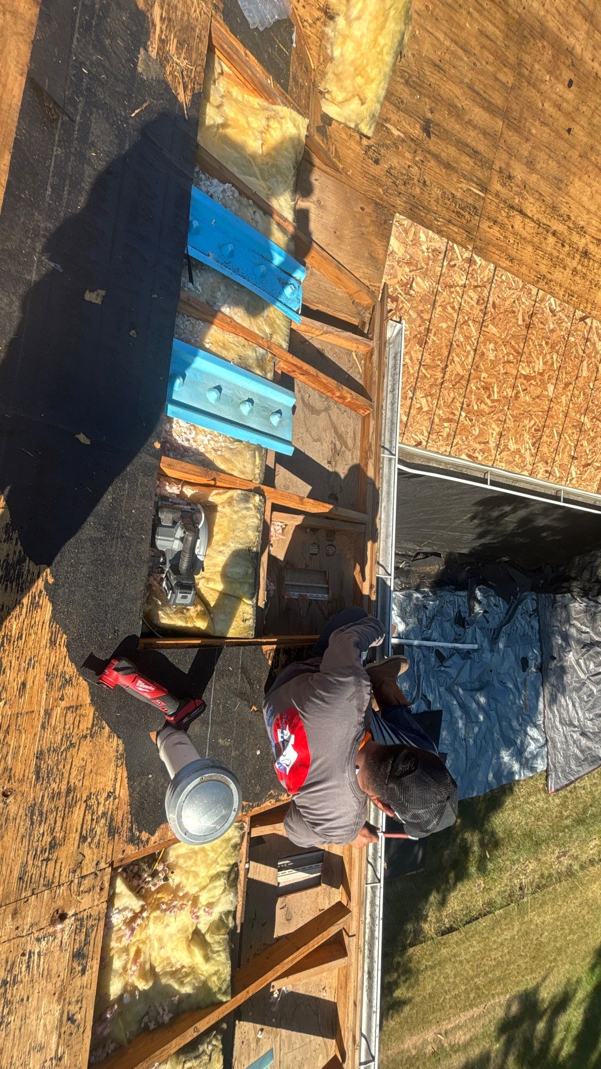 Roof Replacement using Owens Corning Williamsburg Grey by 180 Contractors