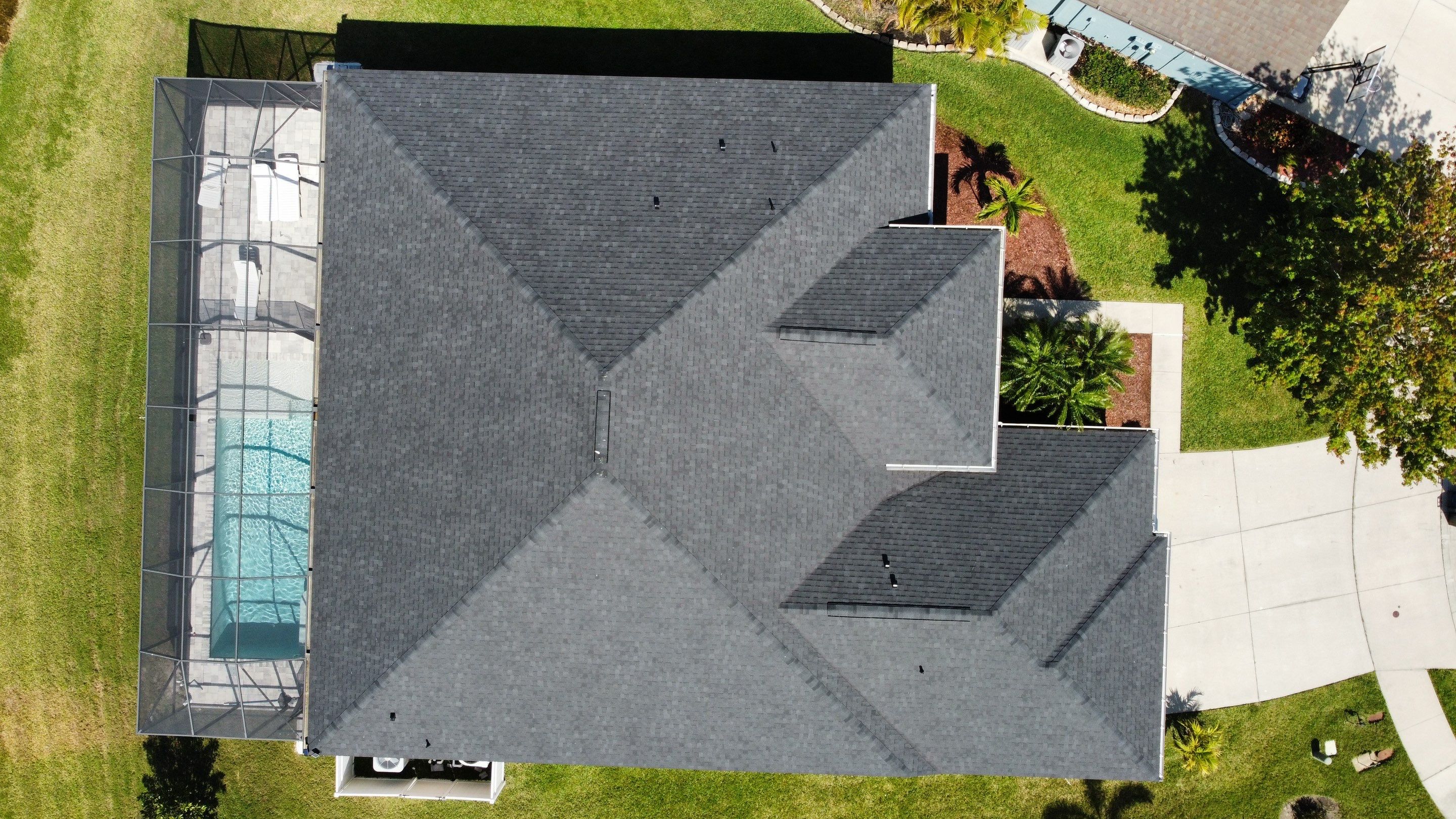 Roof Replacement in Palmetto FL, by Steadfast Roofing 