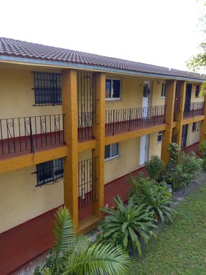 Villa Biscaya Jardines Condo