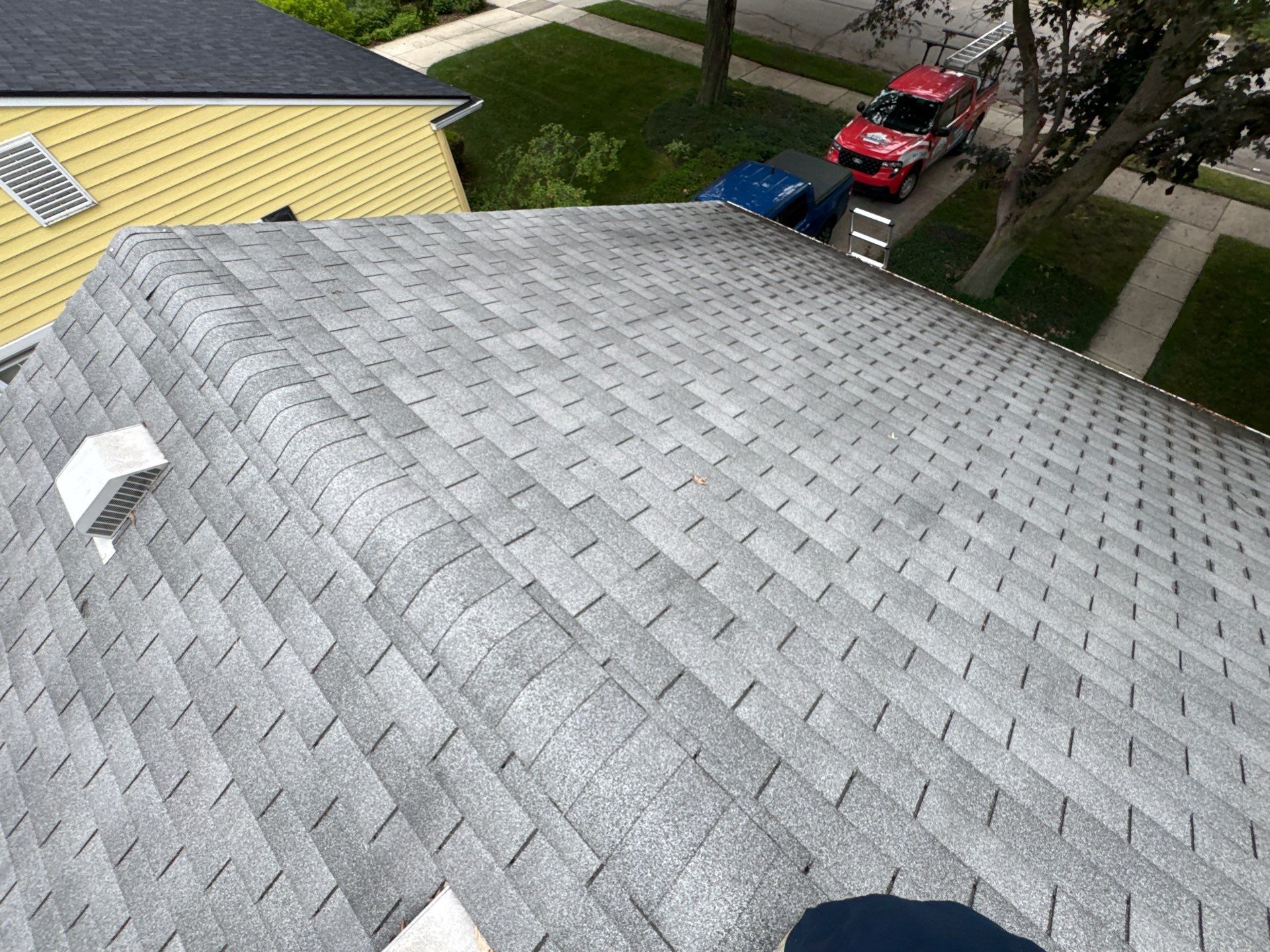 Roof Replacement using Owens Corning Tru Definitions by 180 Contractors