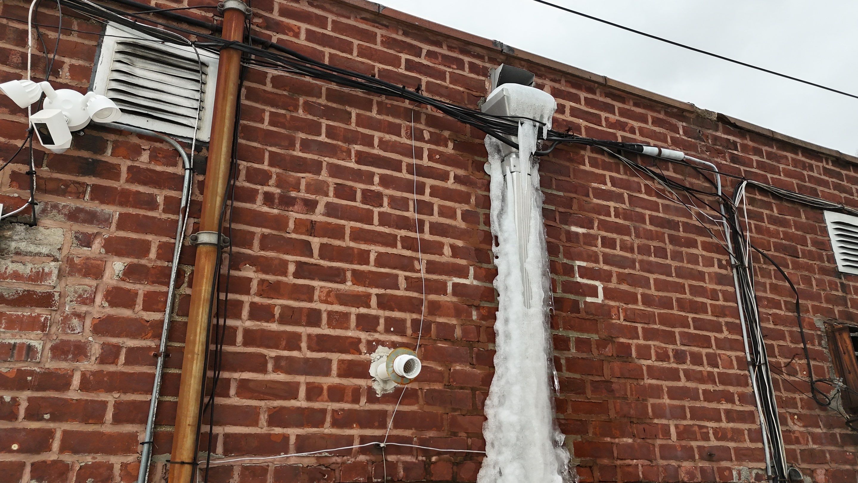 Commercial Roof Snow Removal by Above All Gutters