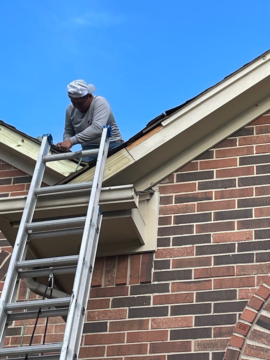 Residential Roofing Installation using Owen's Corning Duration (Lifetime) Shingles by Roof Repair Company