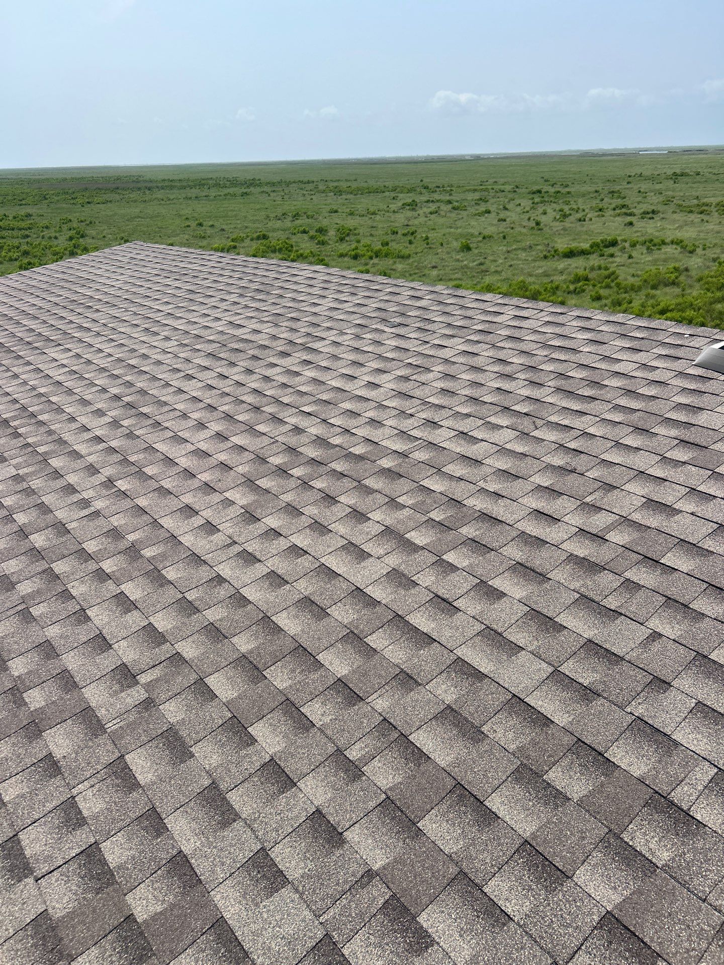 GAF HDZ - Weathered Wood by Elite Roofing LLC