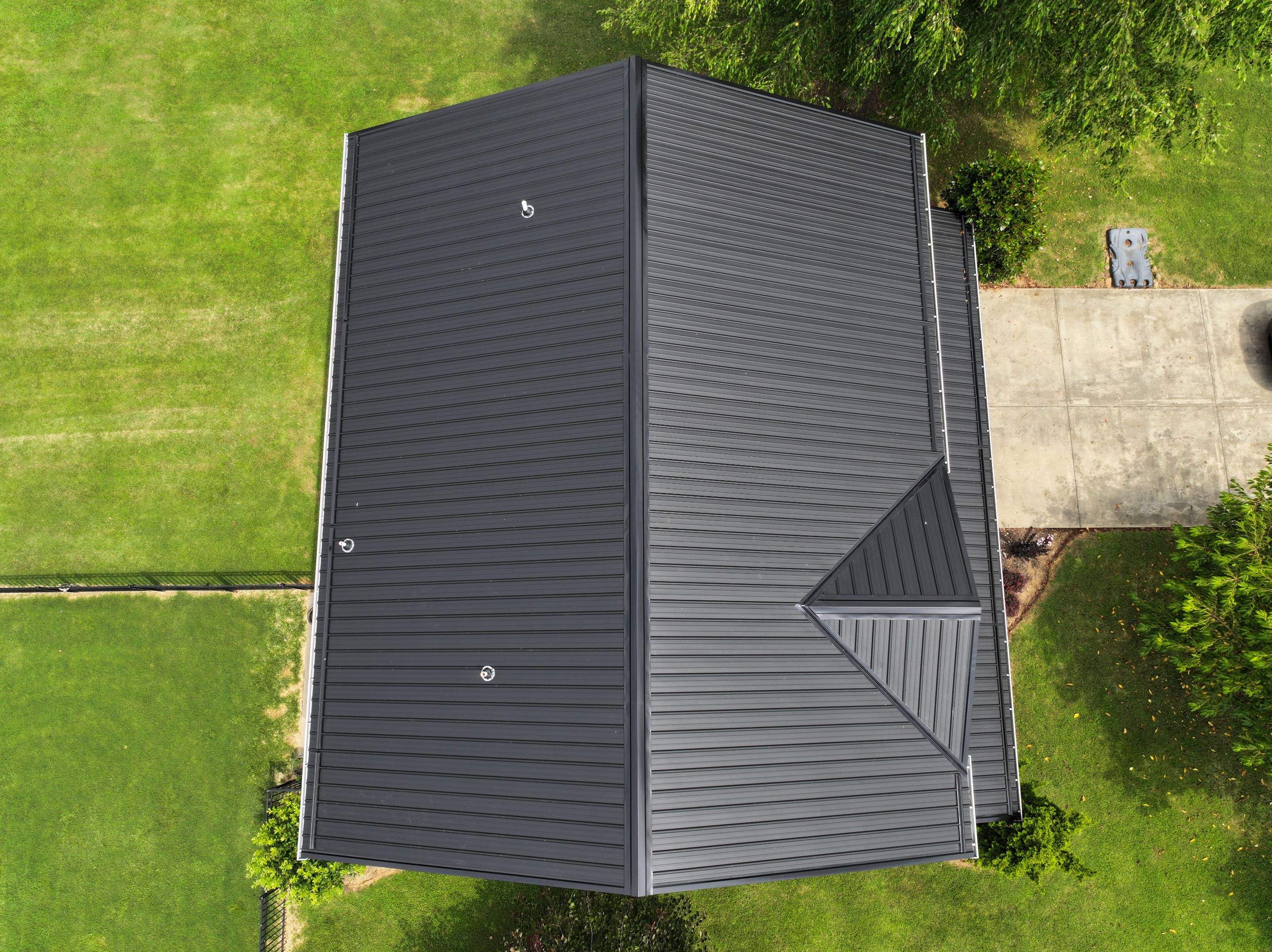 Parker Residence by Omnia Roofing