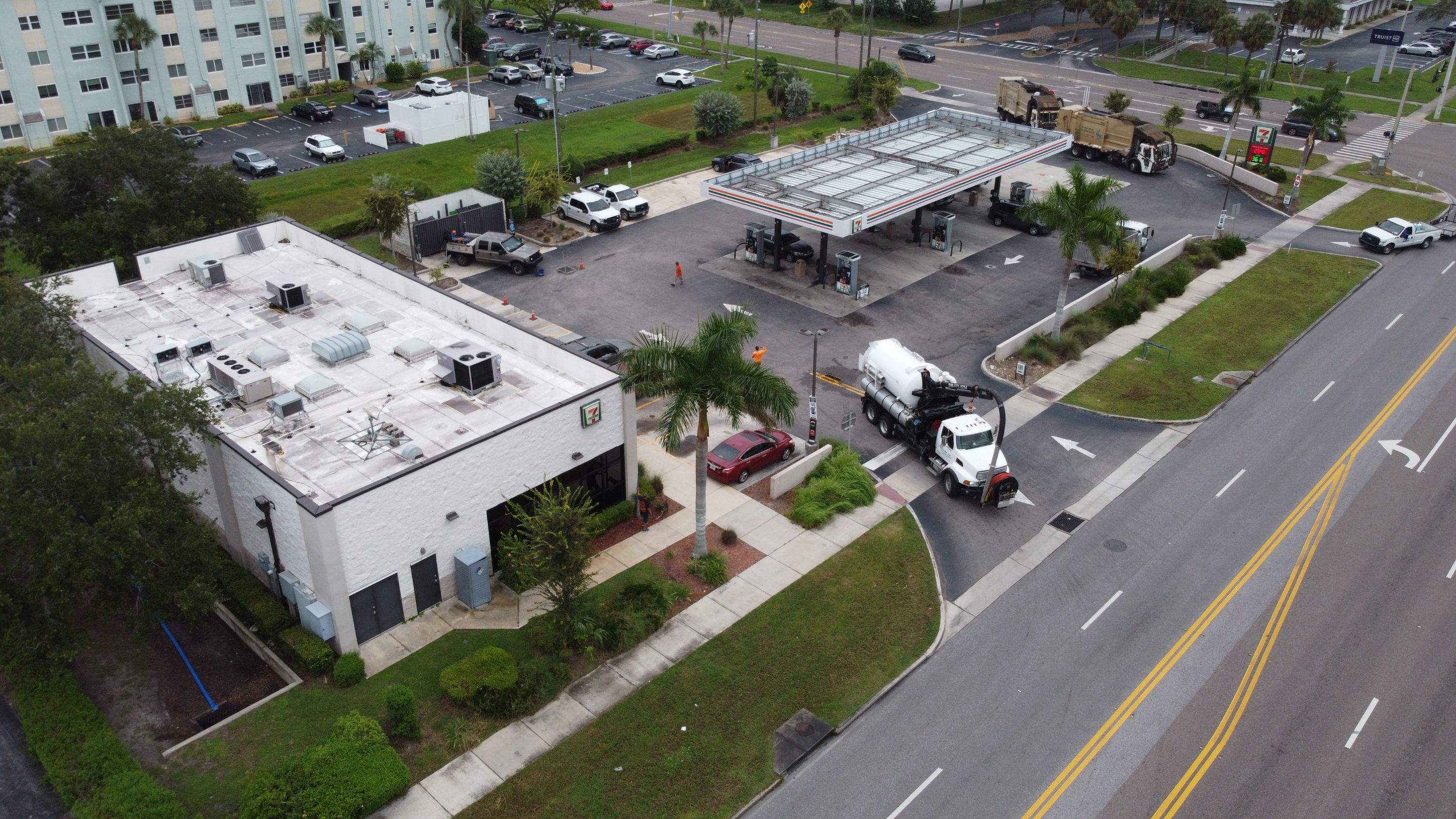 St. Petersburg 7-Eleven Stormwater System Cleaning by Don Mar, Inc. Storm Water Solutions