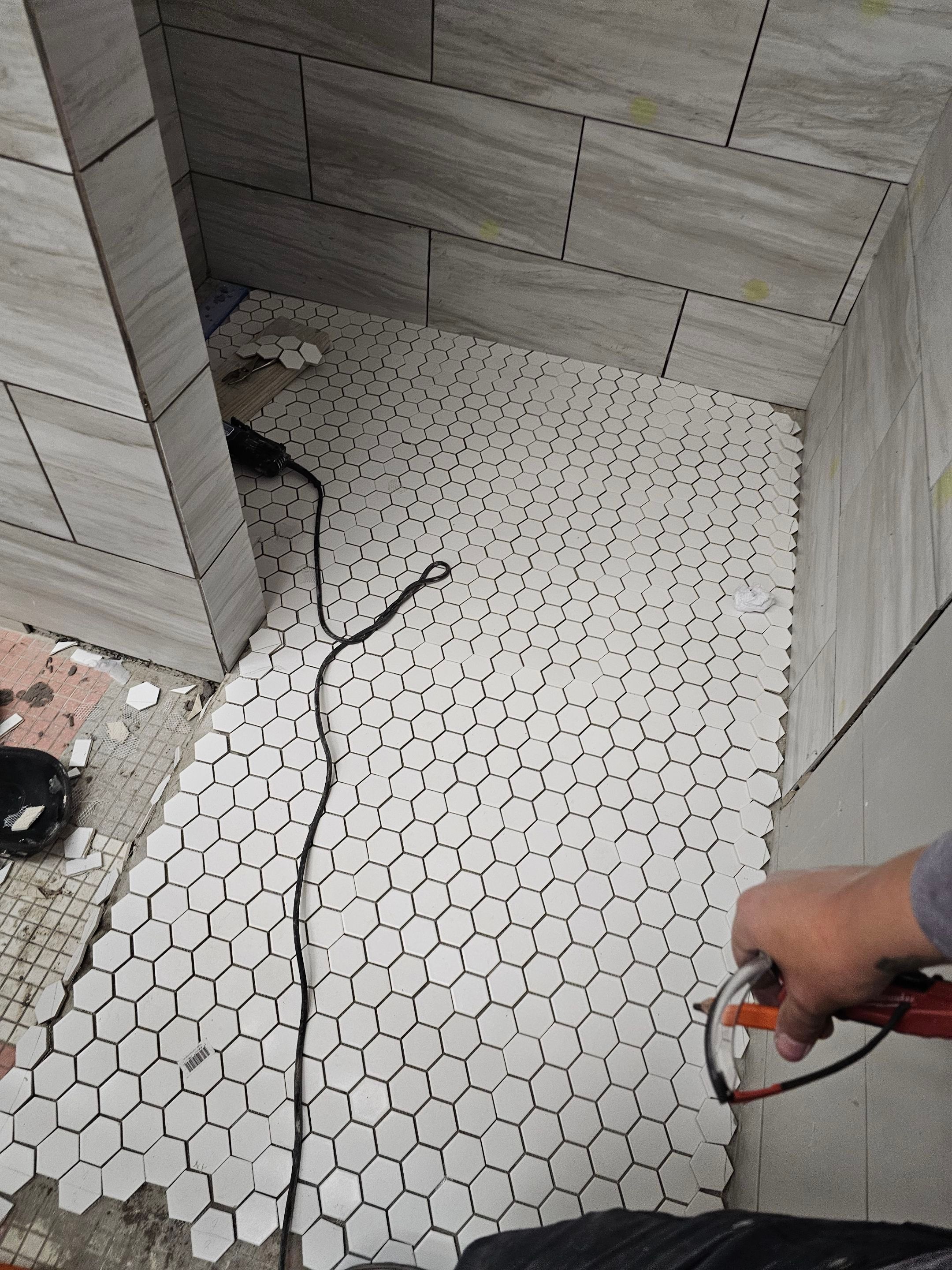 Showers & Storage by EL-GC LLC 