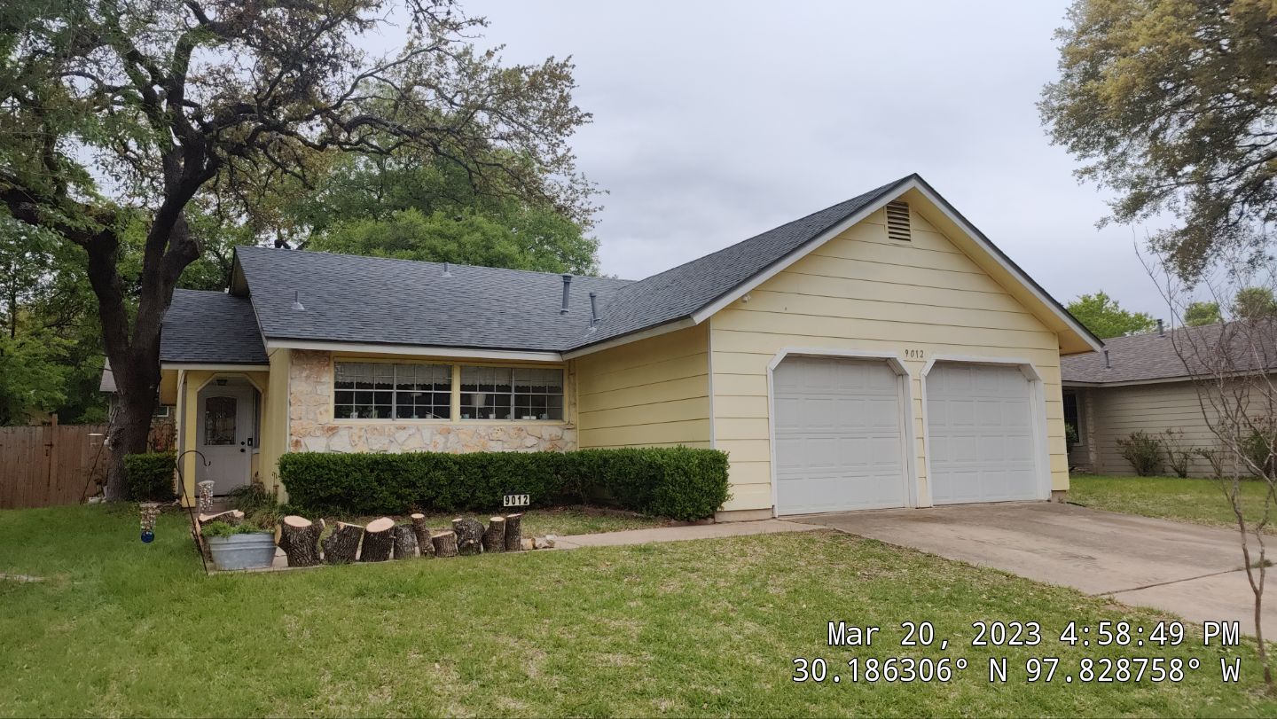 Residential Roofing Installation Owens Corning Oakridge Estate Grey by DeZign Roofing & Exteriors