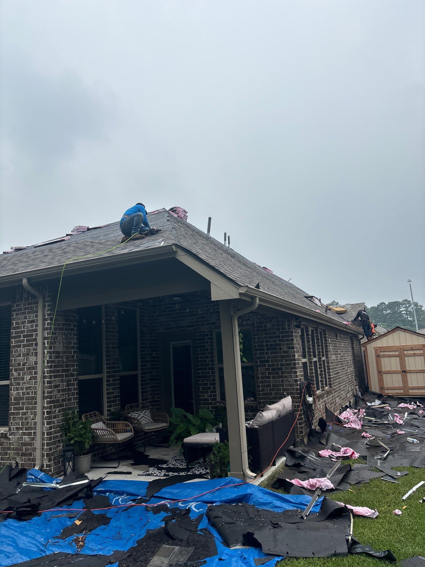 Residential Roofing Installation using Owen's Corning Duration (Lifetime) Shingles by Roof Repair Company