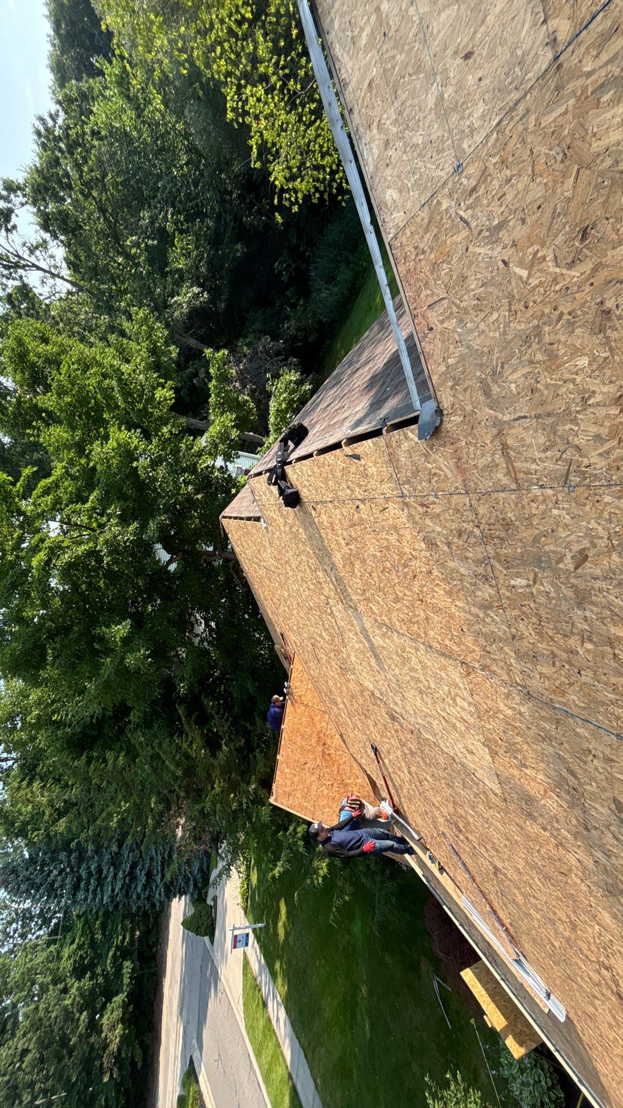 Roof Replacement using CertainTeed Landmark Max Def Shenandoah by 180 Contractors