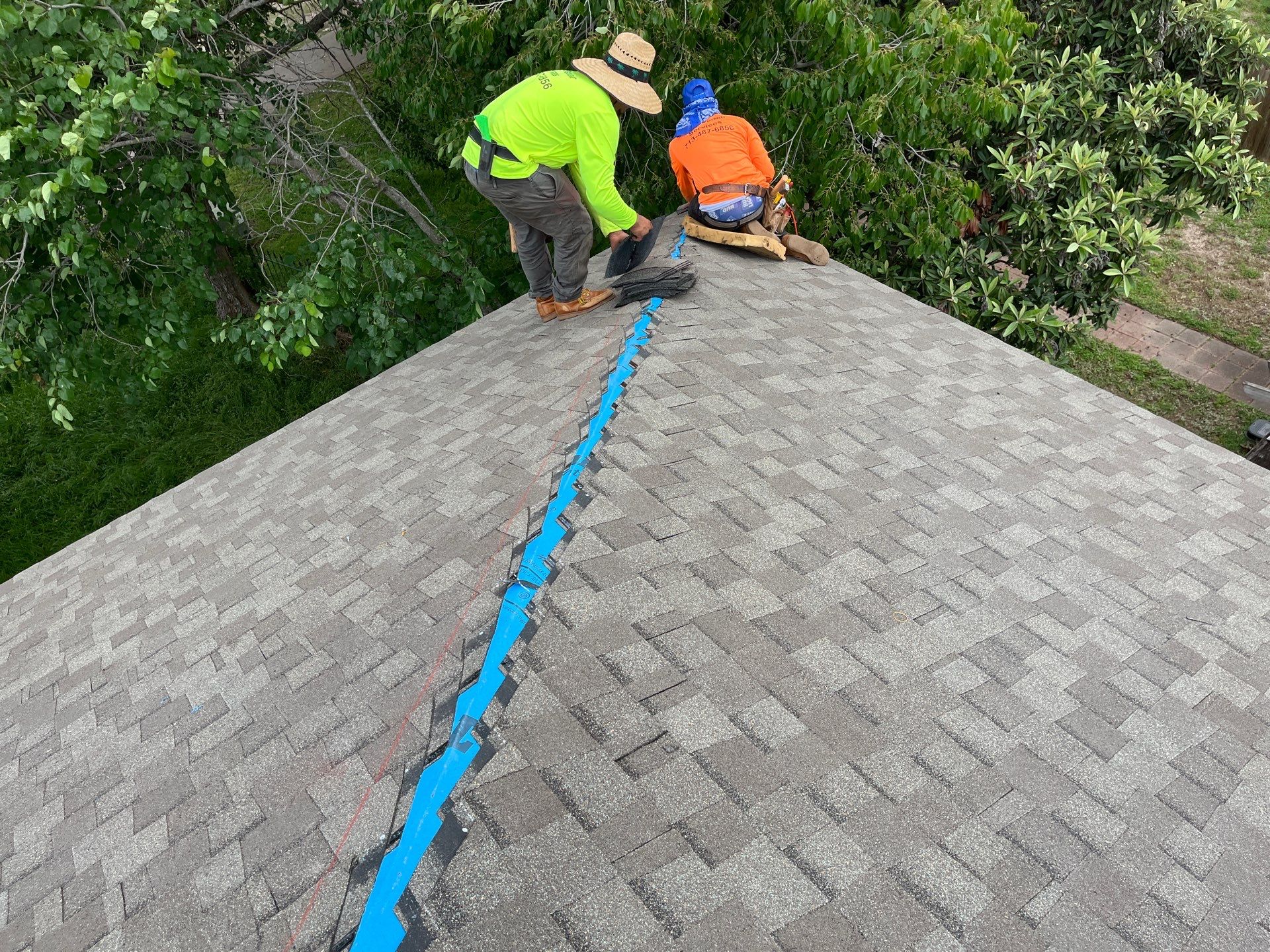 Residential Roofing Installation using Owen's Corning Duration (Lifetime) Shingles by Roof Repair Company