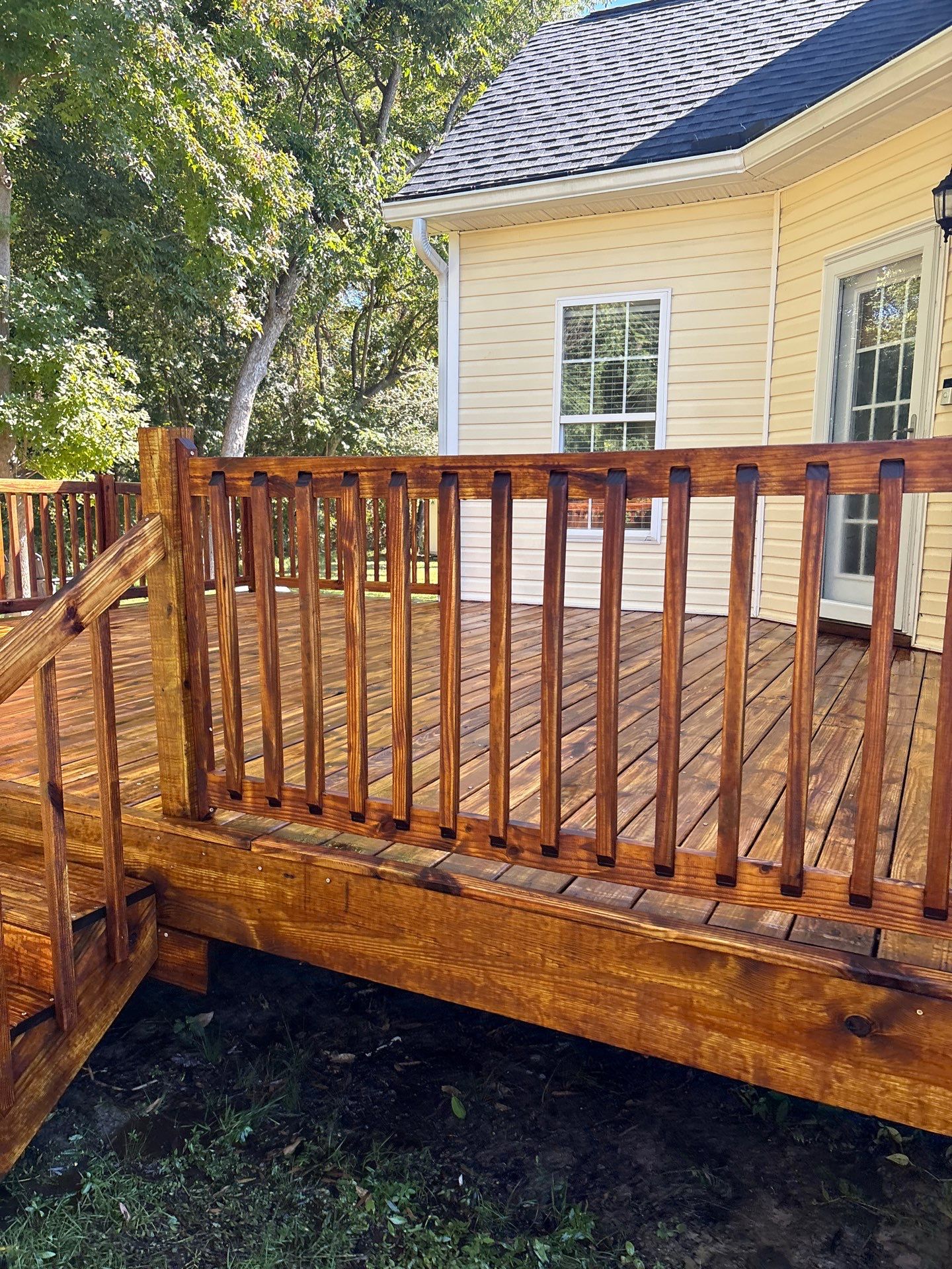 Wood Deck using Wood Sealant by DuraSeal