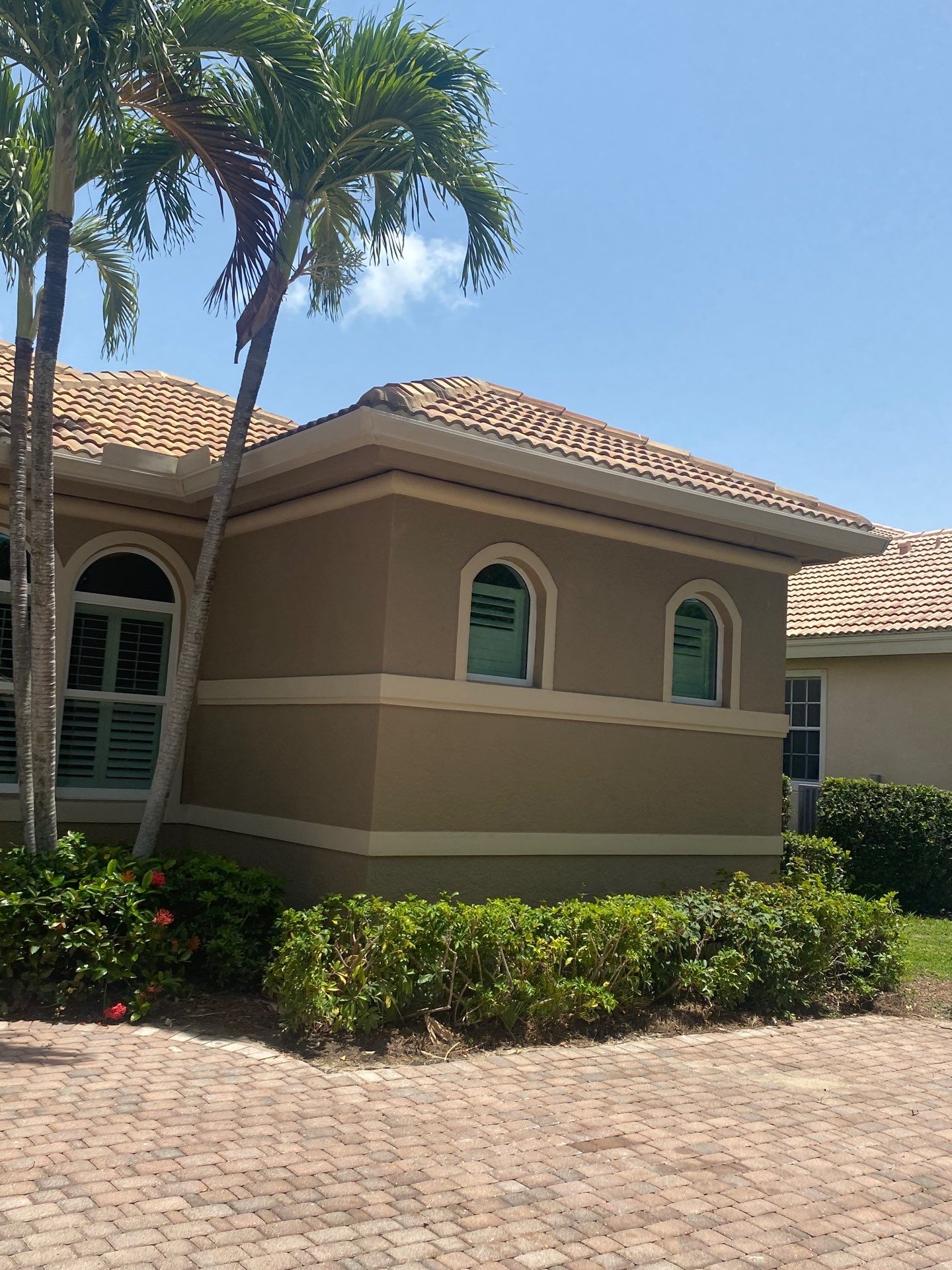 Cameo Gutters Installation in Fort Myers FL by Gutter Professors