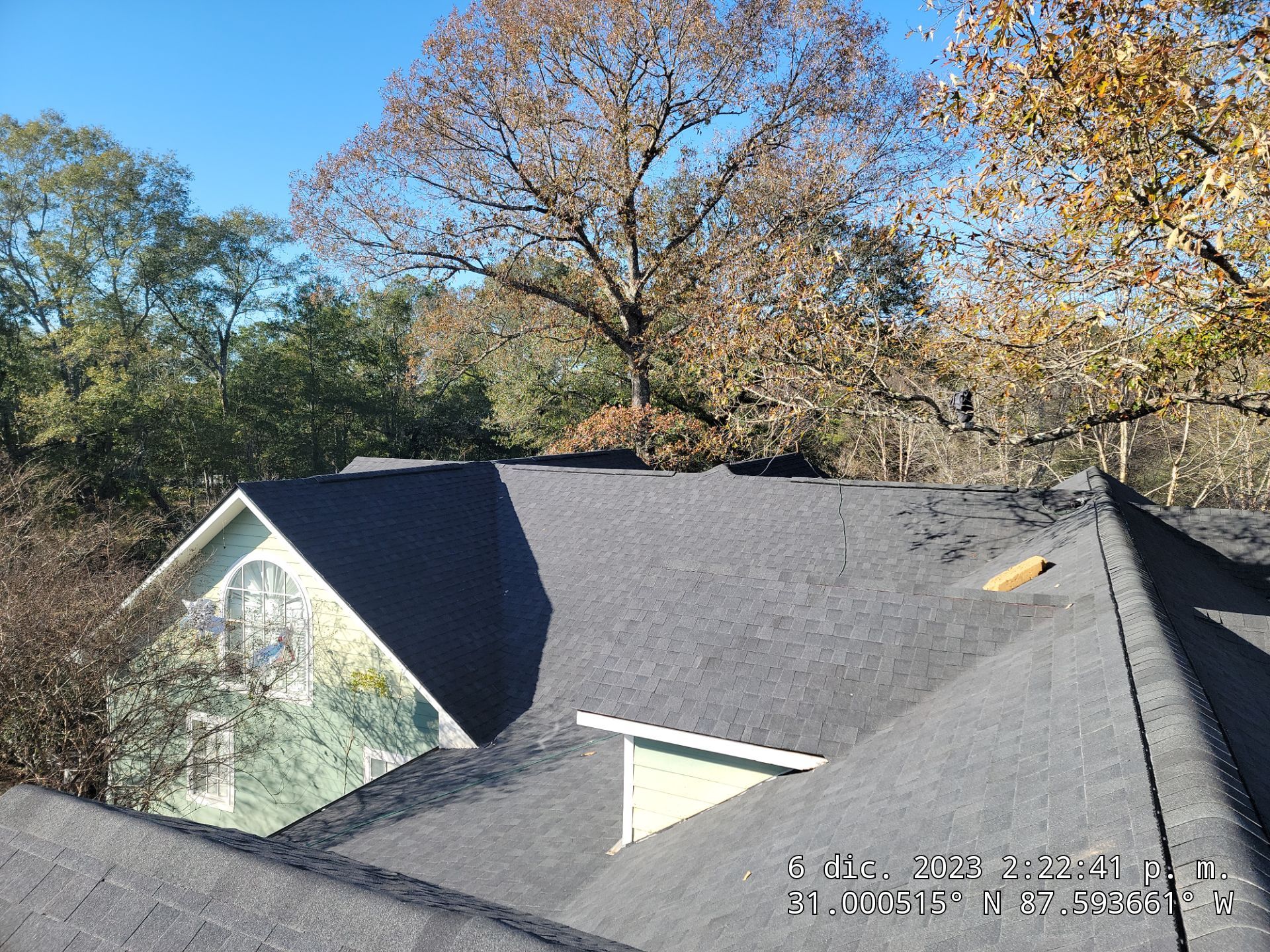 Jaye by IAM Roofing LLC