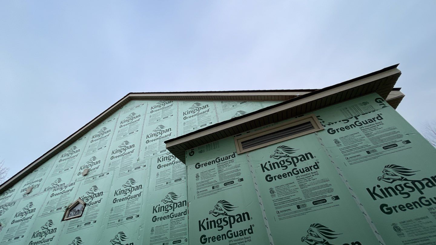 Siding Replacement using CertainTeed Restoration Classic D5 by 180 Contractors