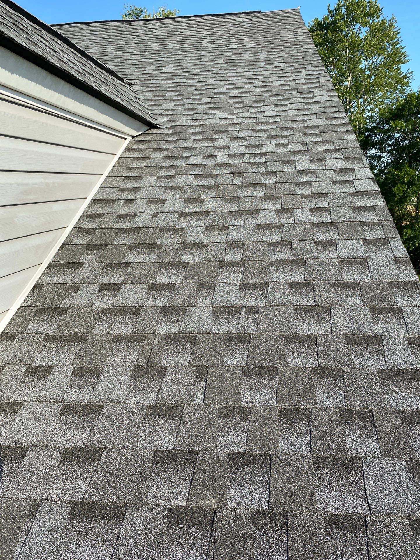 GAF HDZ- Pewter by Linta Roofing Inc
