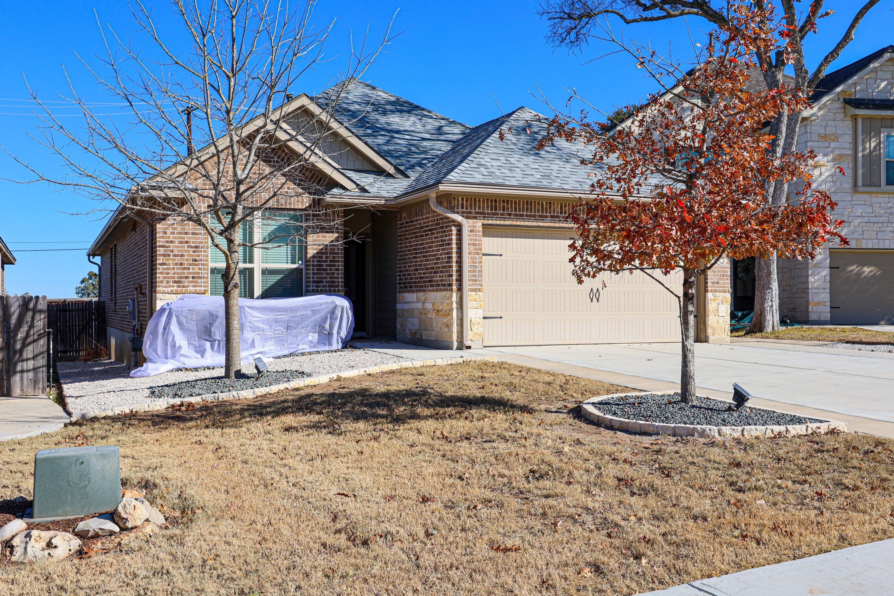Wortham Oaks, San Antonio by Hole In One Lawns, LLC