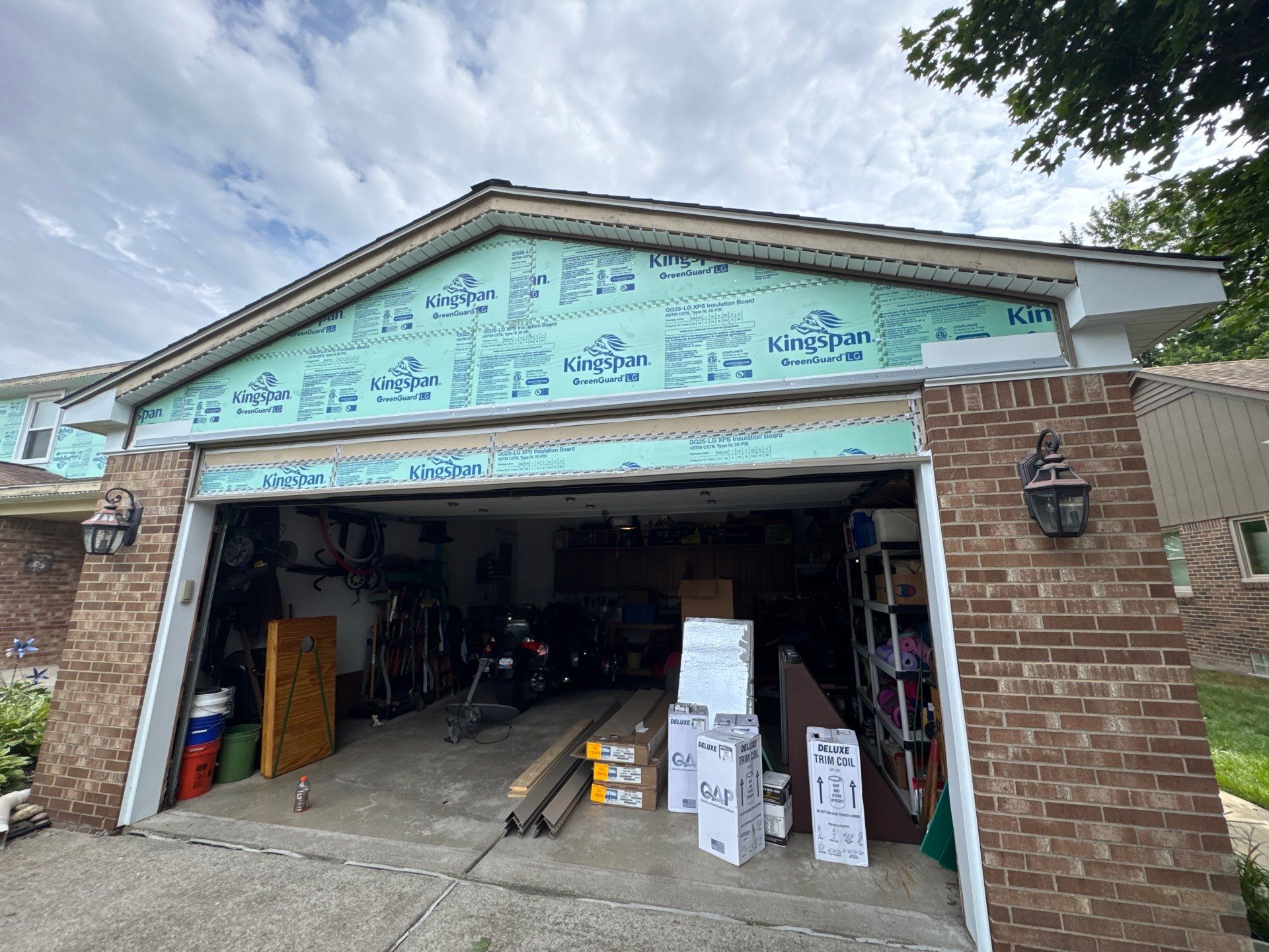Siding Replacement using Alside S7 Cedar Mill Grain Pebble by 180 Contractors