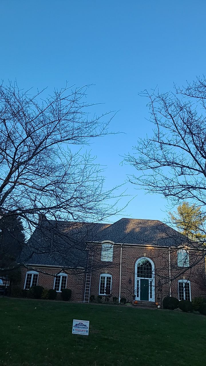 Herndon: CertainTeed Landmark Pro Designer Shingles in Max Def Driftwood by RM Banning, Inc.