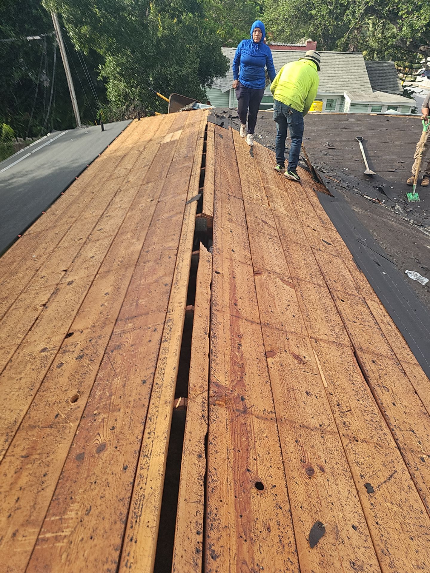 Project in Gulfport 33707 by Mitchell Roofing Company LLC 