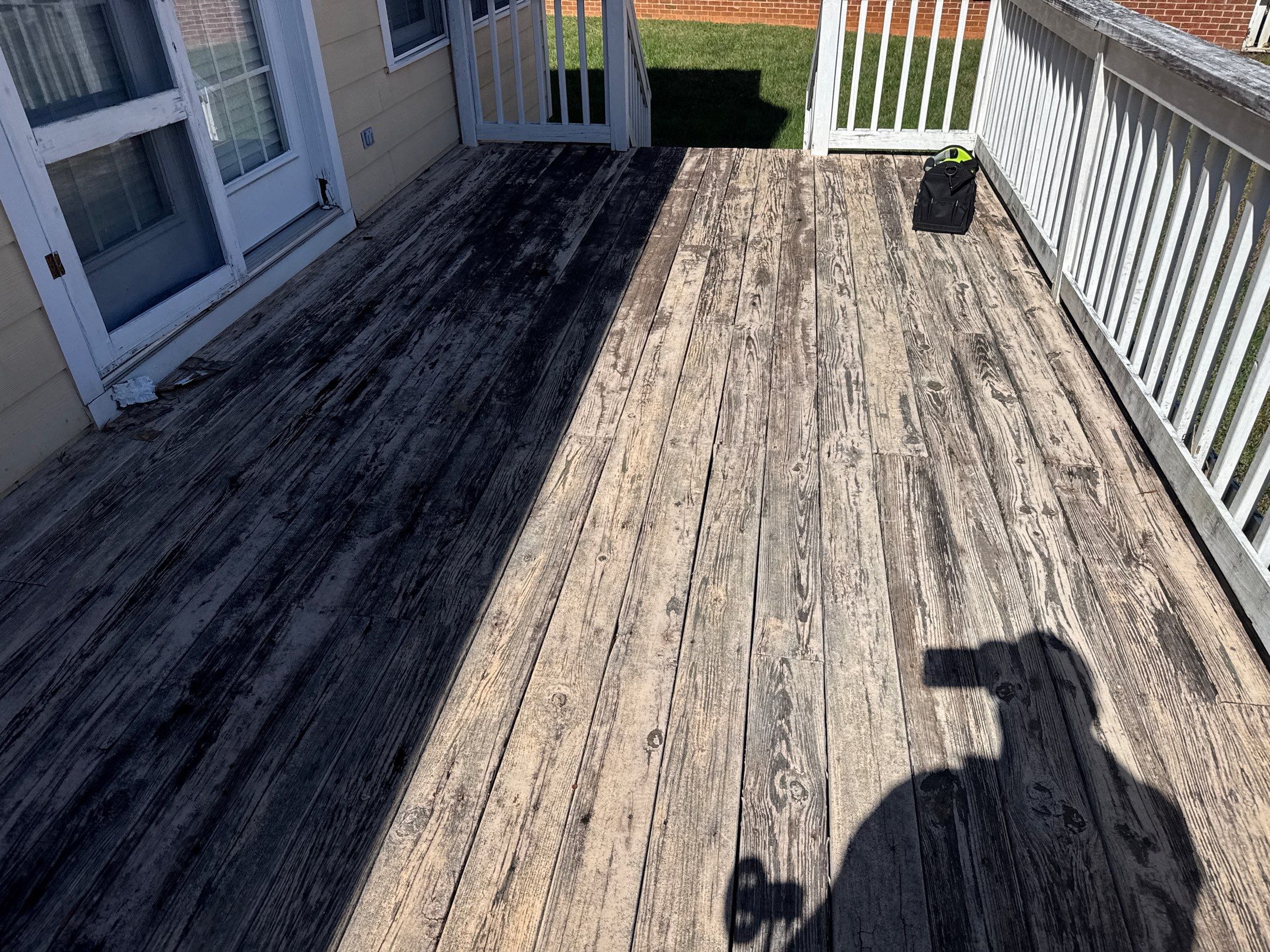 Wood Deck using Wood Sealant and Stain by DuraSeal