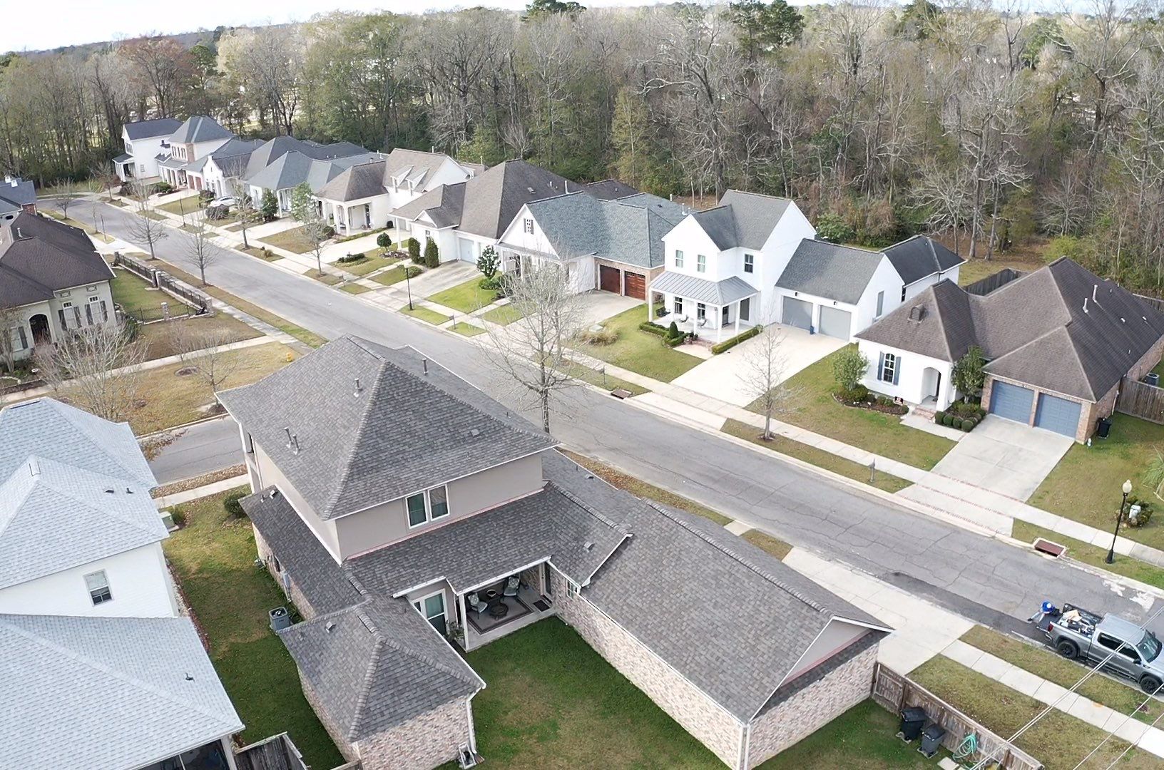 Certainteed Landmark Weathered Wood  by Top Team Roofing & Construction