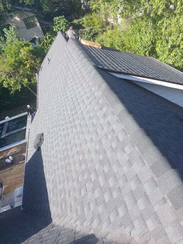 Charcoal - GAF Timberline HDZ by RoofsOnly.com