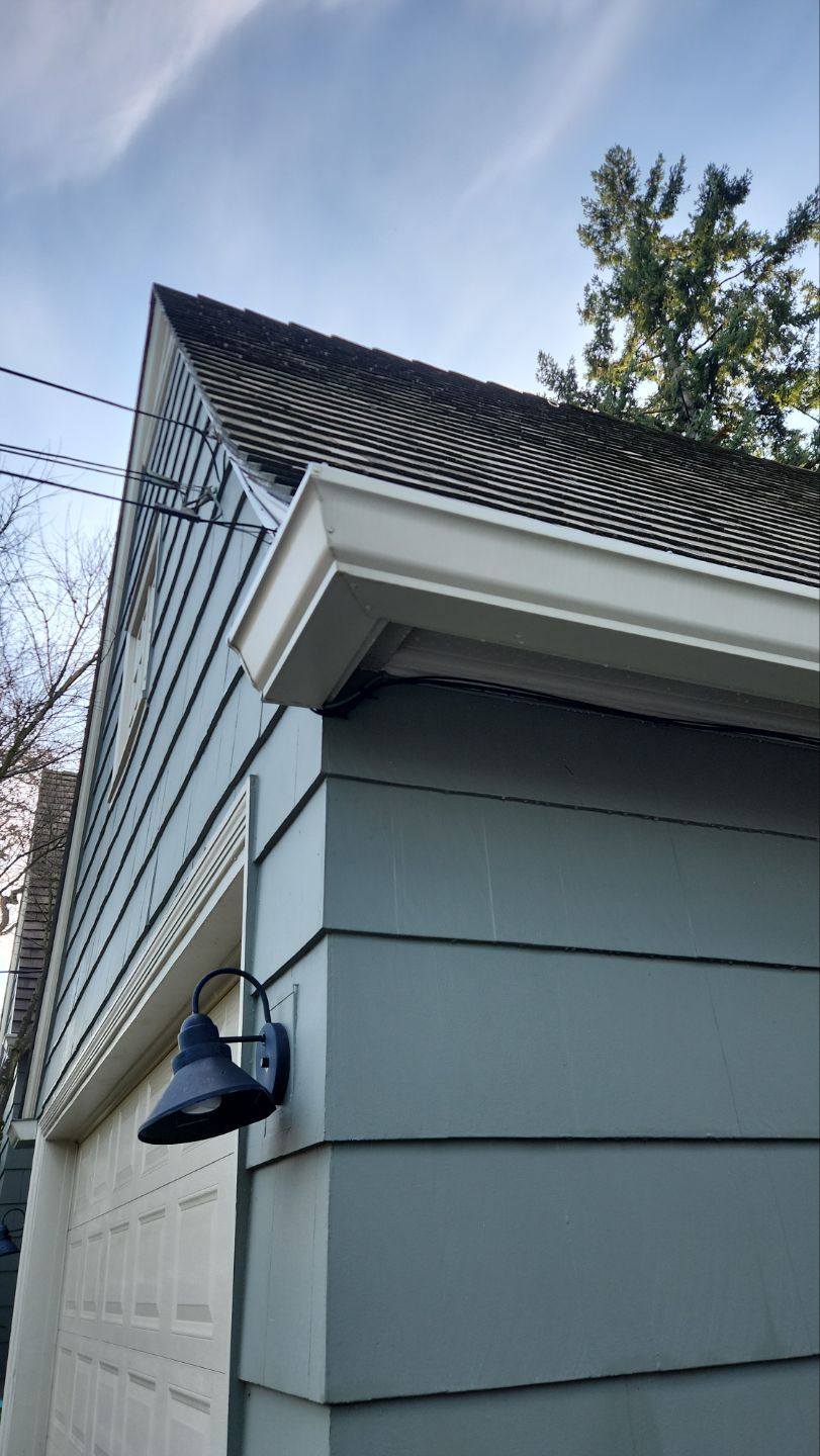 Gutter Guard Installation using Gutter Glove by Willamette Outdoor Wash LLC